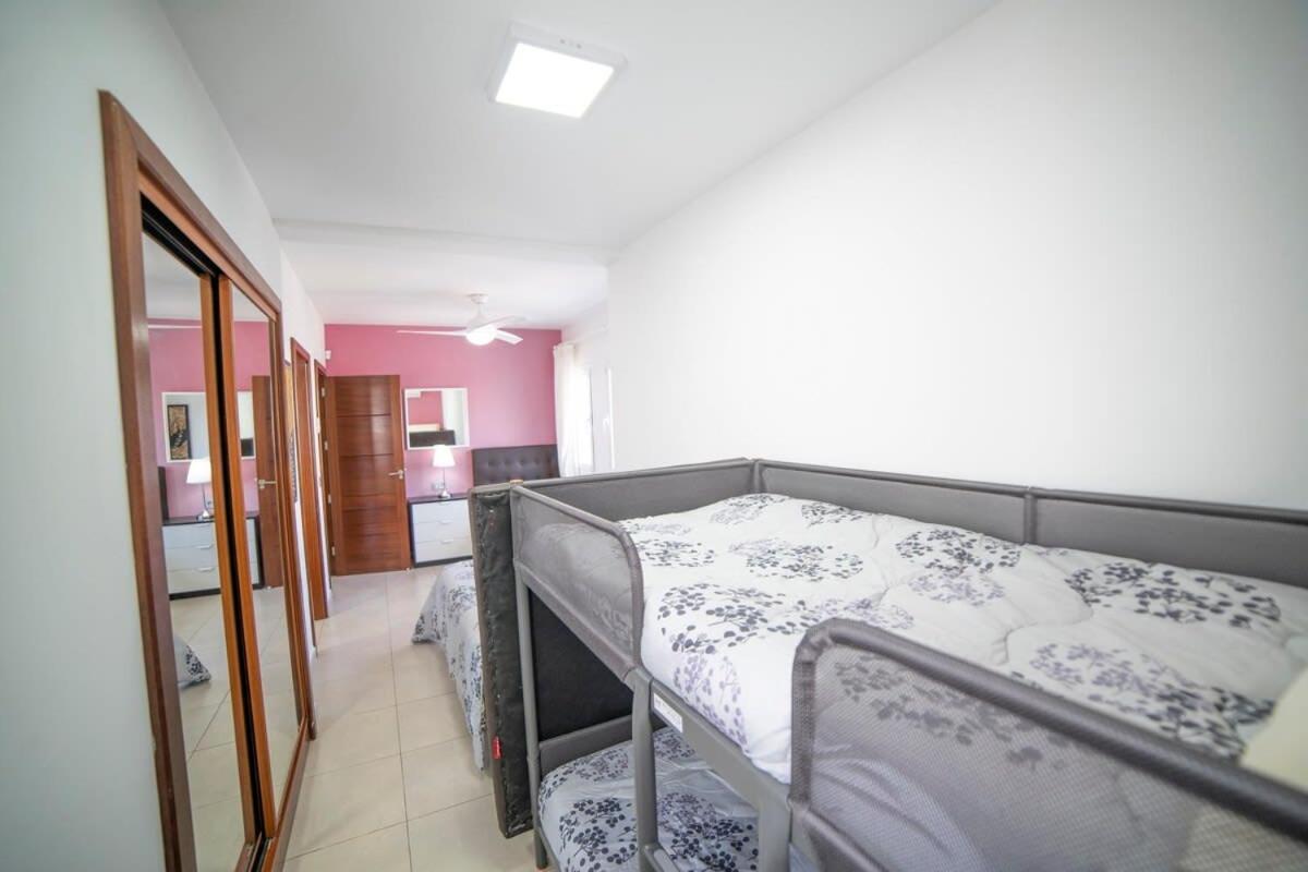 Whitney Villa Puerto del Carmen (Lanzarote)