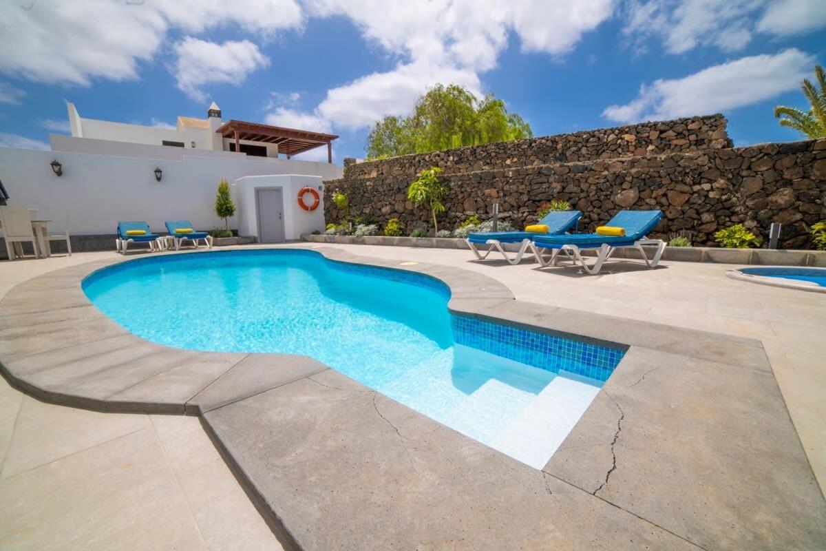 Villa Whitney Puerto del Carmen (Lanzarote)