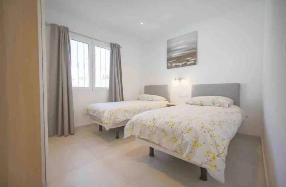 Villa Renata With Private Heated Pool And Hot Tub