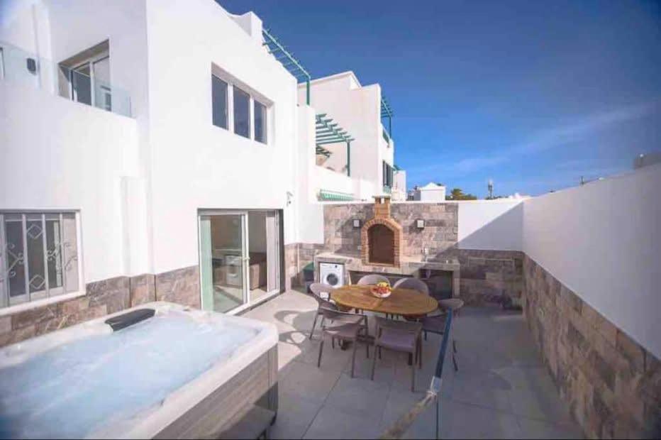 Renata With Private Heated Pool And Hot Tub
