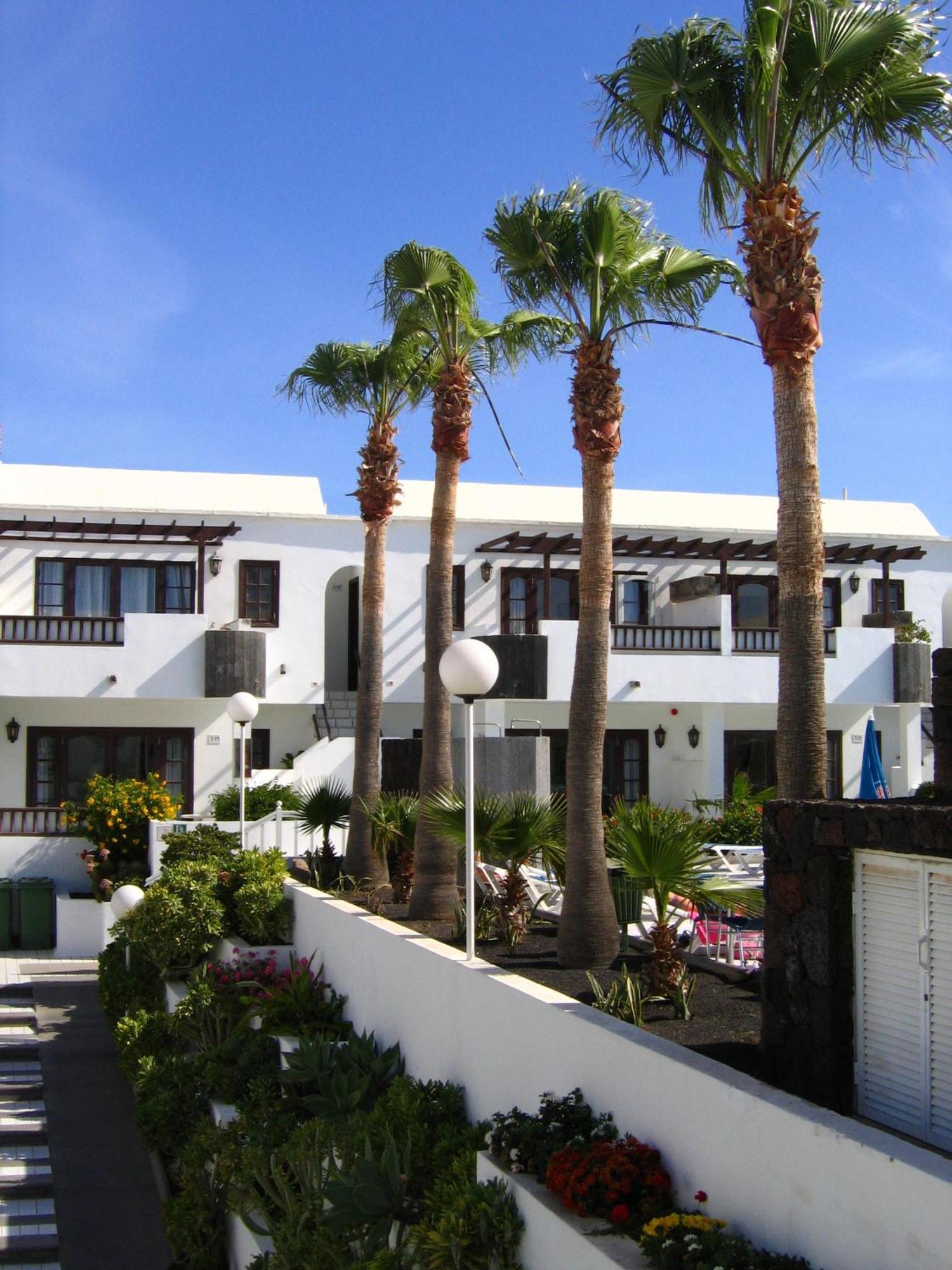 Apartahotel Plaza Azul 2*