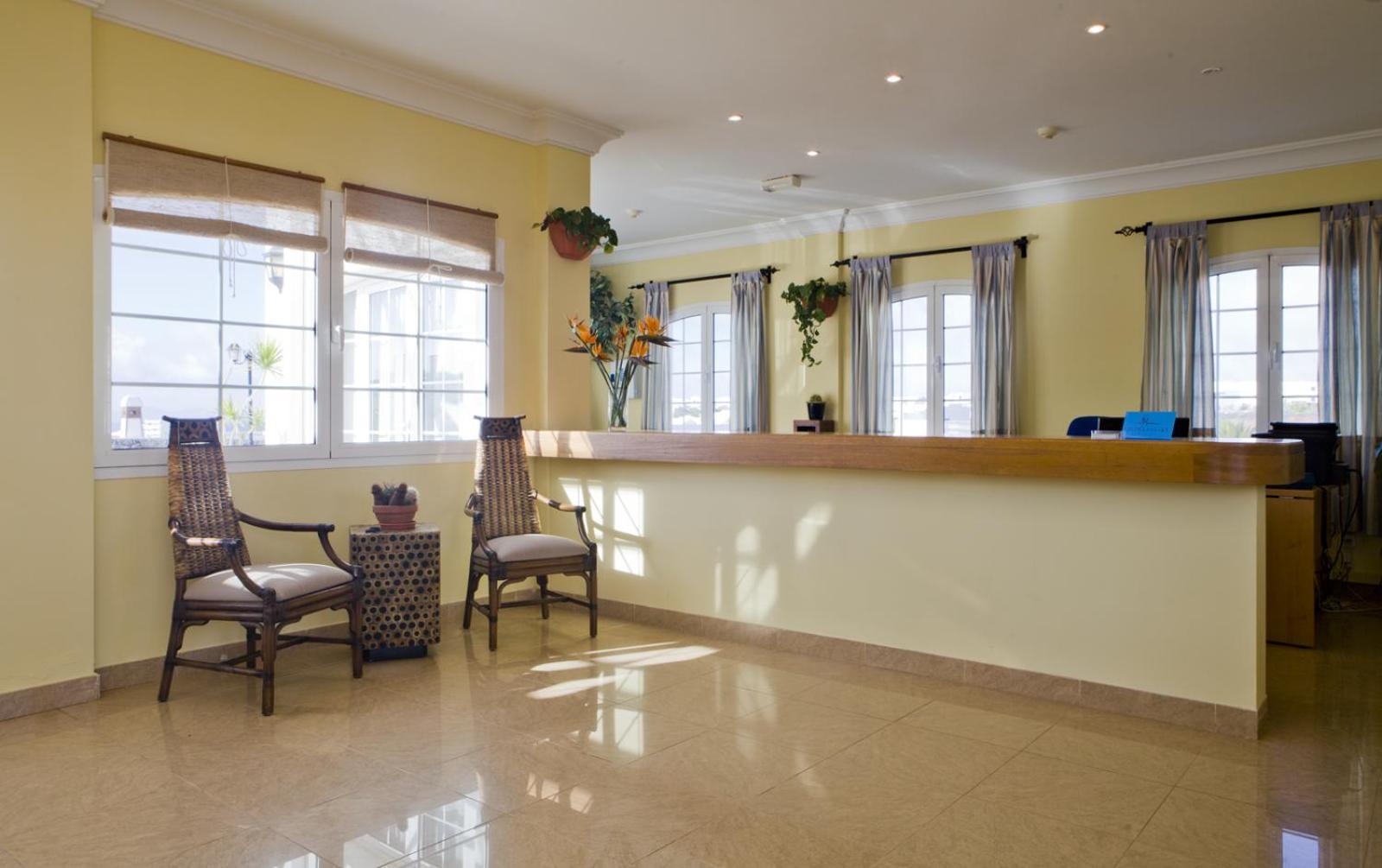 Aparthotel Livvo Coloradamar 4*