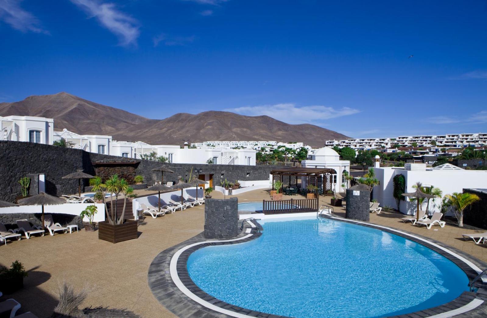 Aparthotel Livvo Coloradamar Playa Blanca (Lanzarote)