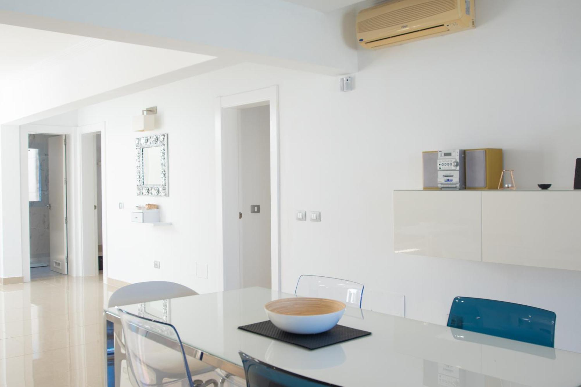 Villa Botanica - Spacious, Heated Pool And Bbq, Sunny Terrace, Garden & Mountain Views Playa Blanca (Lanzarote)