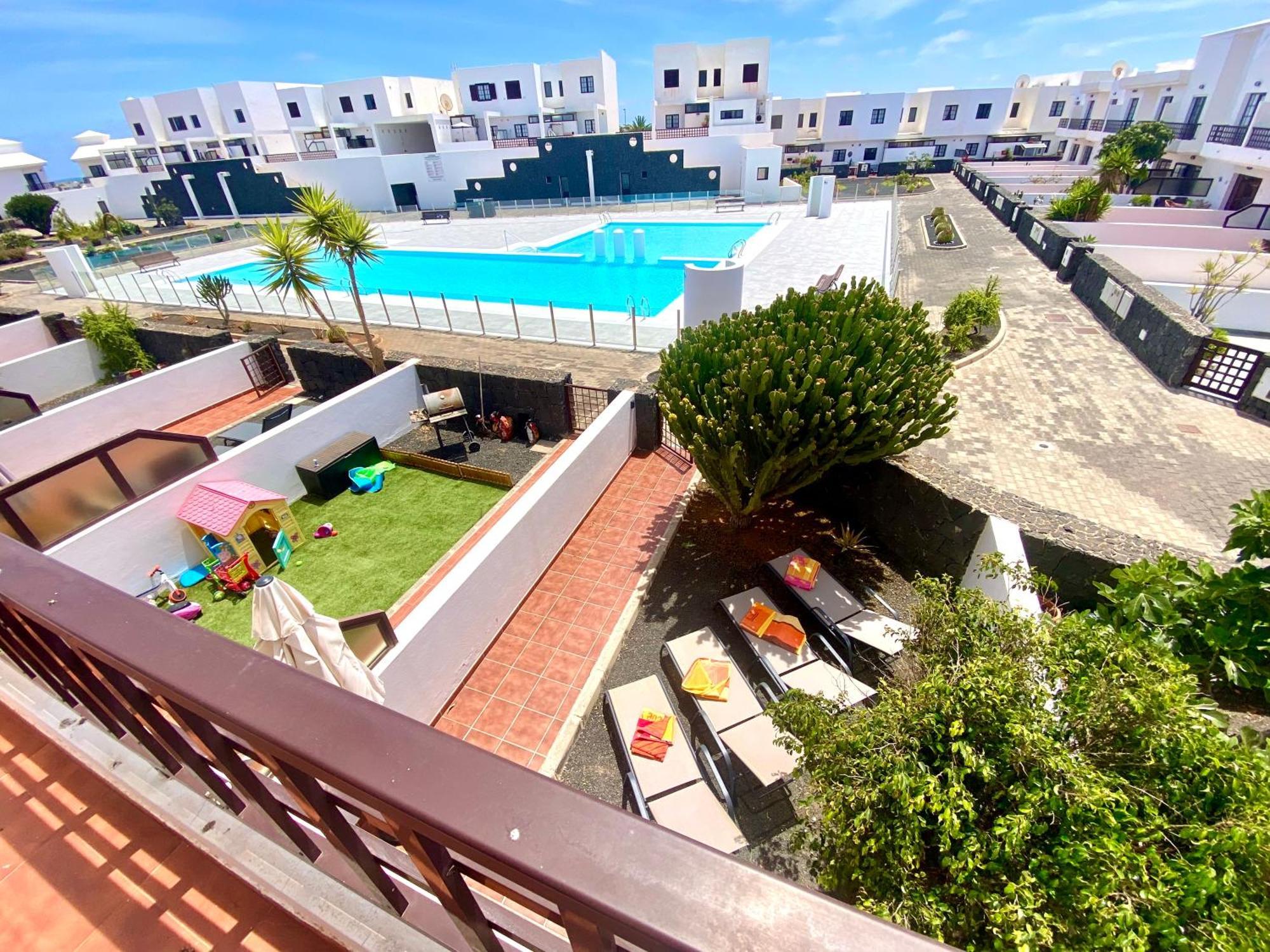 Casa Inma Piteras. Sol Y Agua