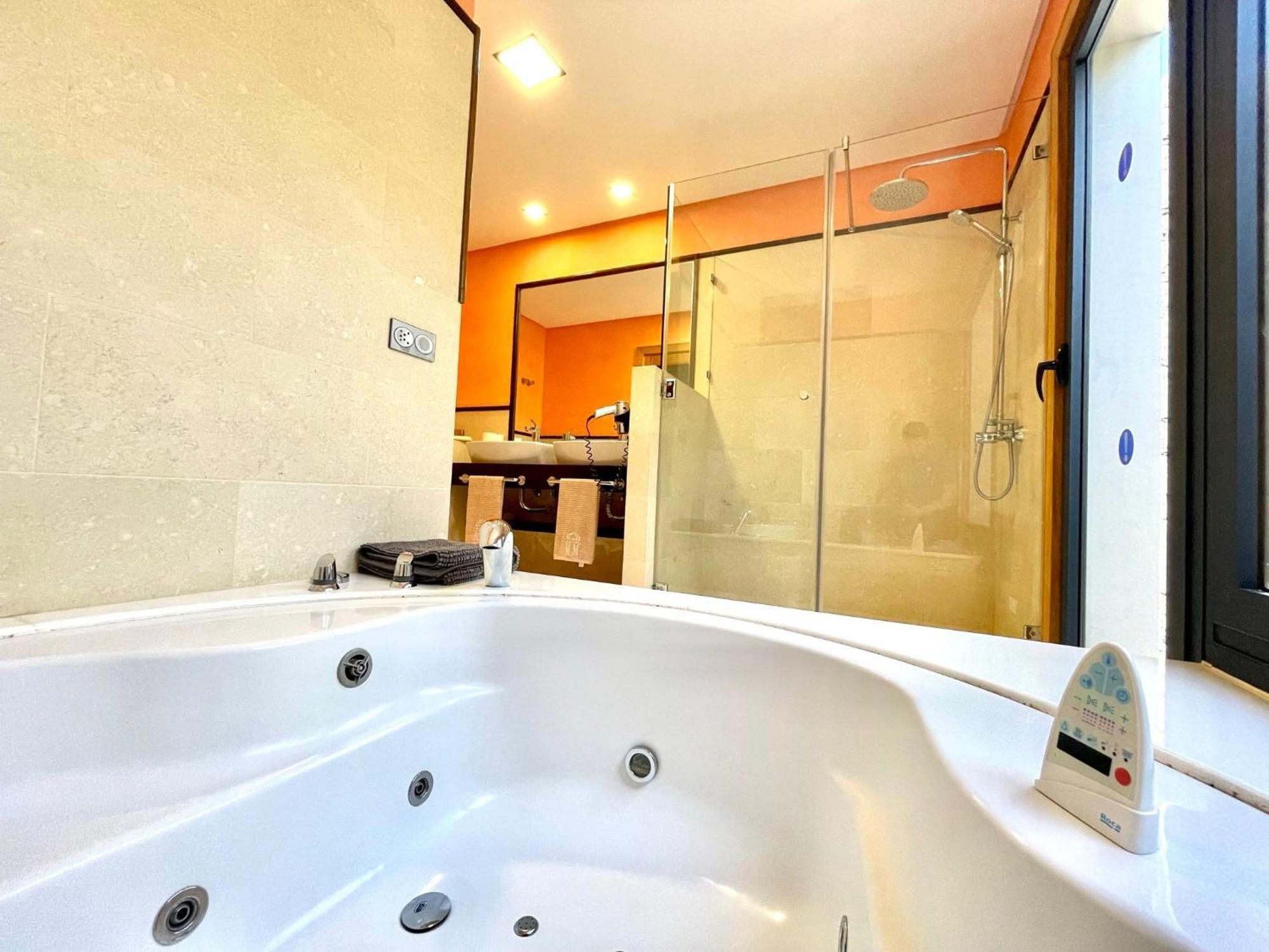 Beautiful 5-bed In *