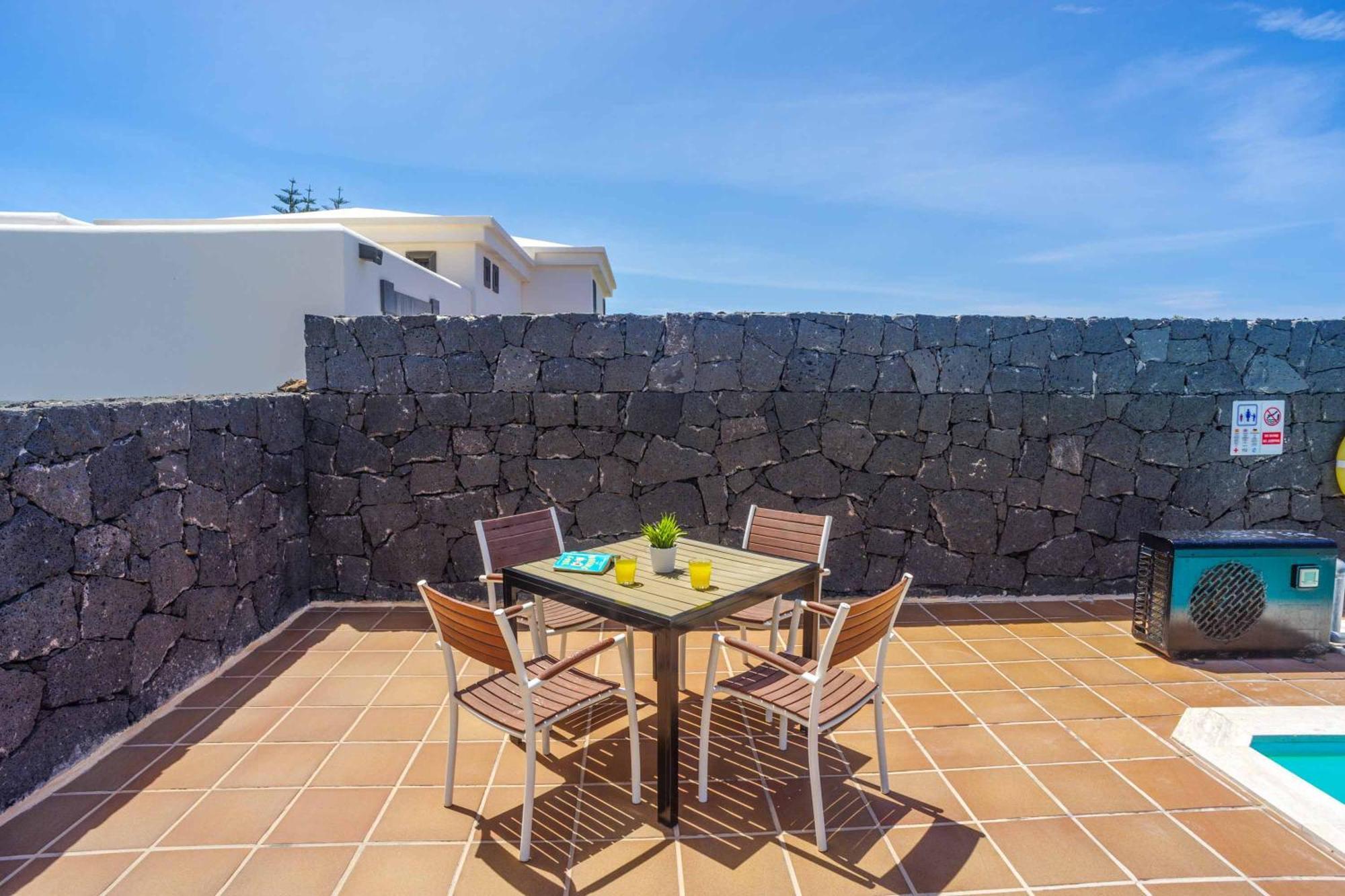 Faroles Villa Playa Blanca (Lanzarote)