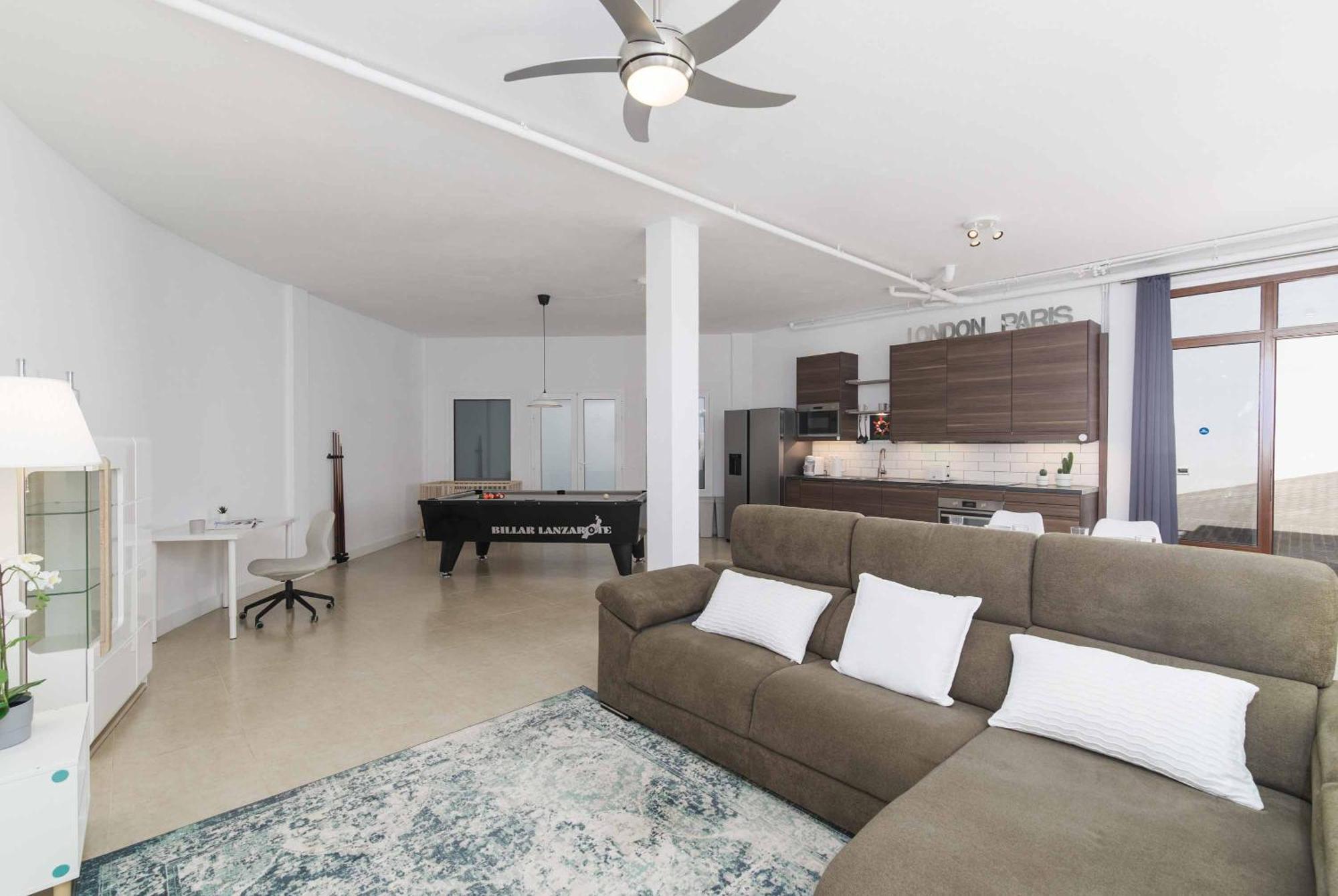 Villa Luar *