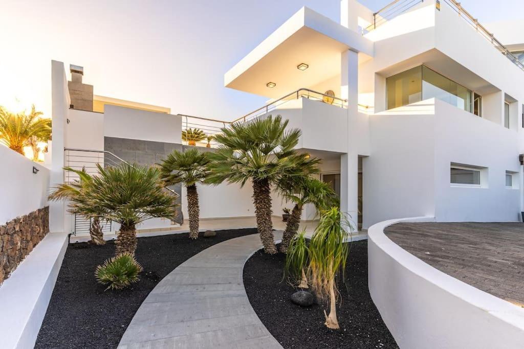 Villa Calero Sails By Buenavilla Puerto Calero