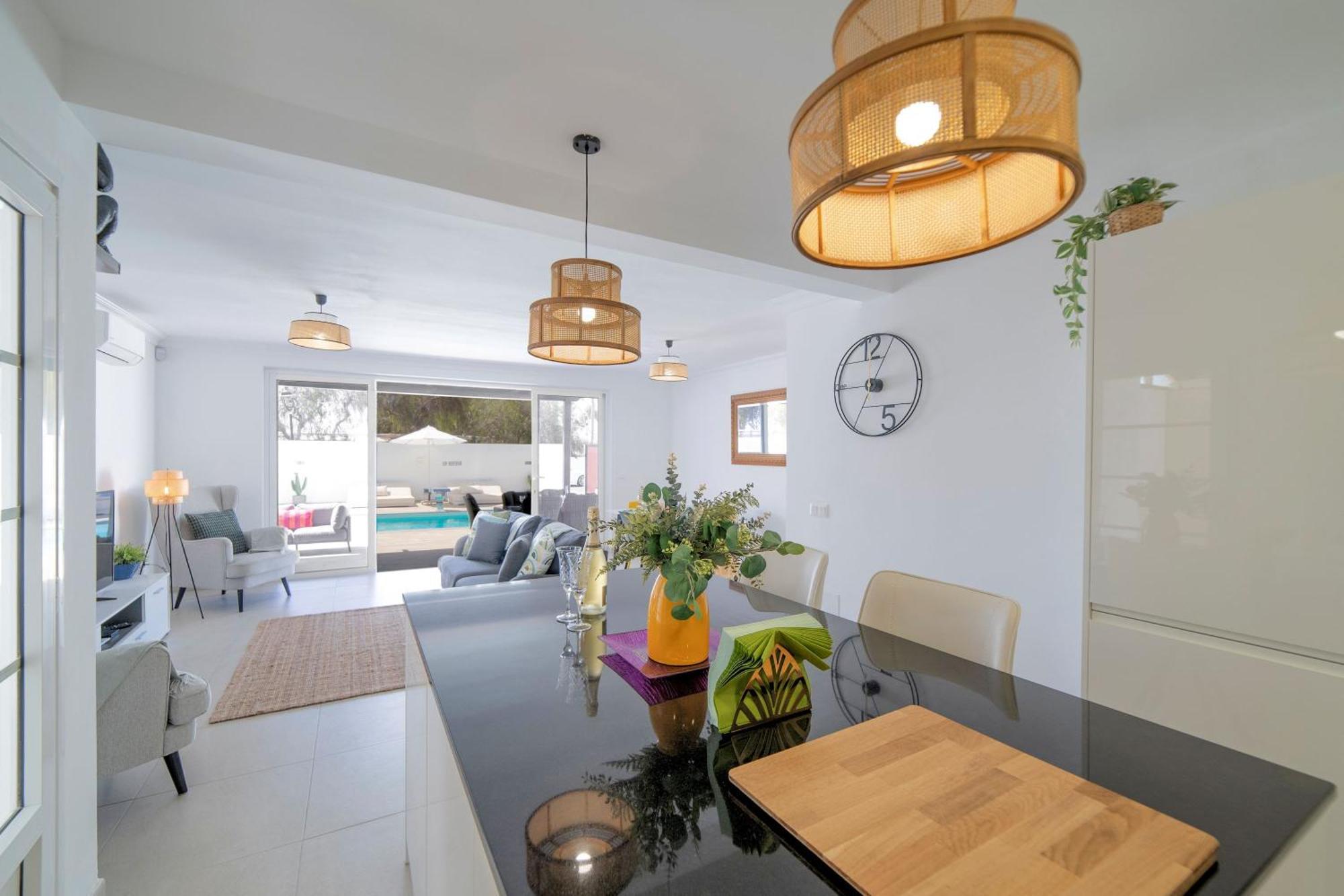 Beautiful Puerto Del Carmen 3 Bedrooms Crystal Private Pool Close To Amenities Lanzarote Villa Tías