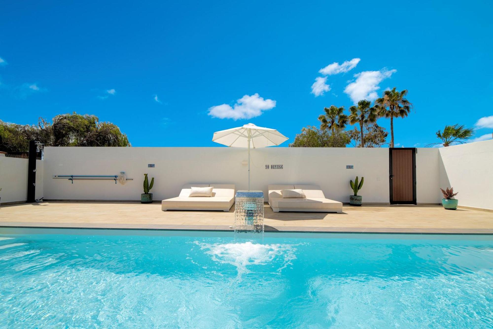 Beautiful Puerto Del Carmen 3 Bedrooms Crystal Private Pool Close To Amenities Lanzarote Villa Tías