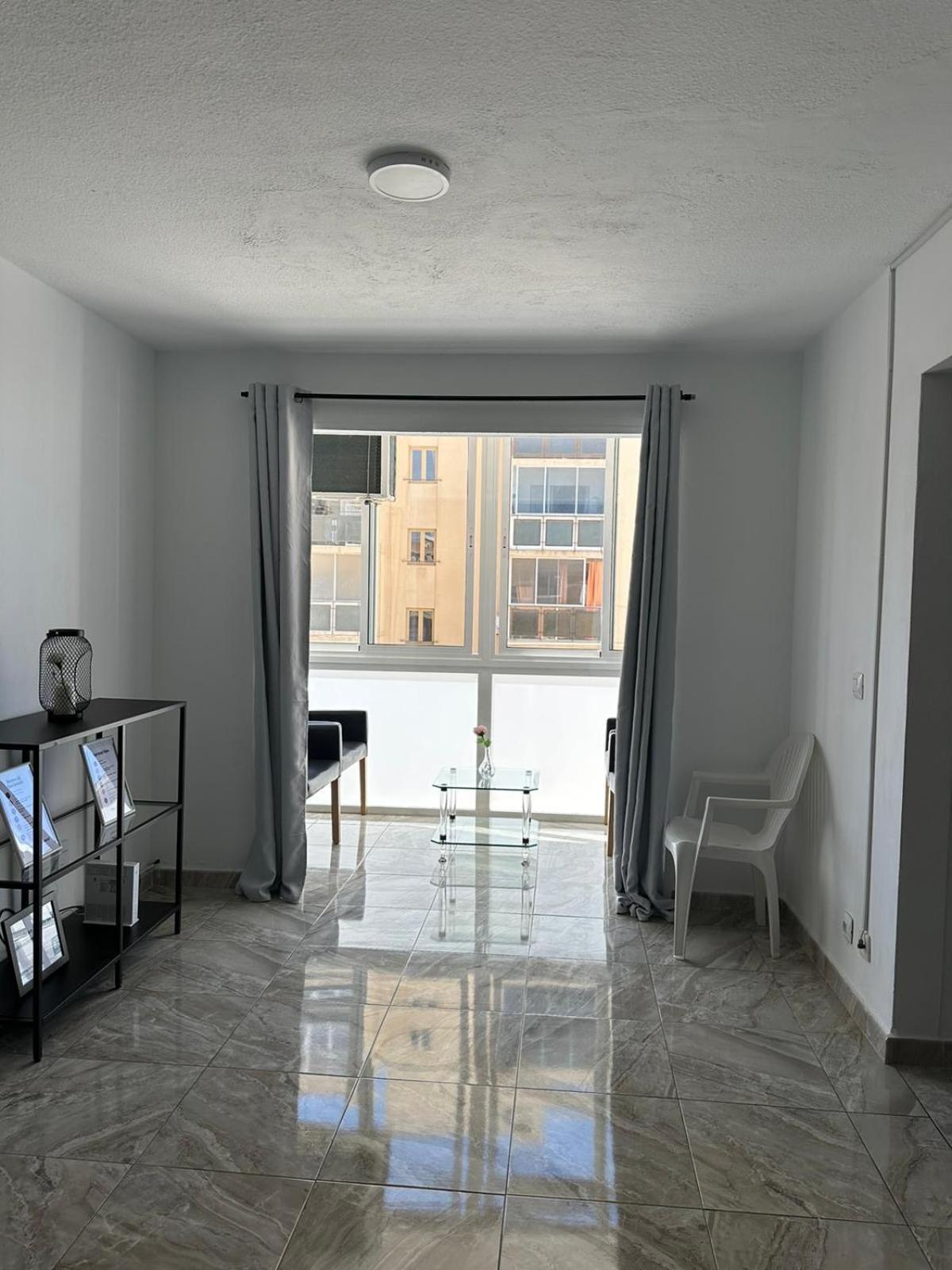 Vivienda En De 4 Arrecife (Lanzarote)