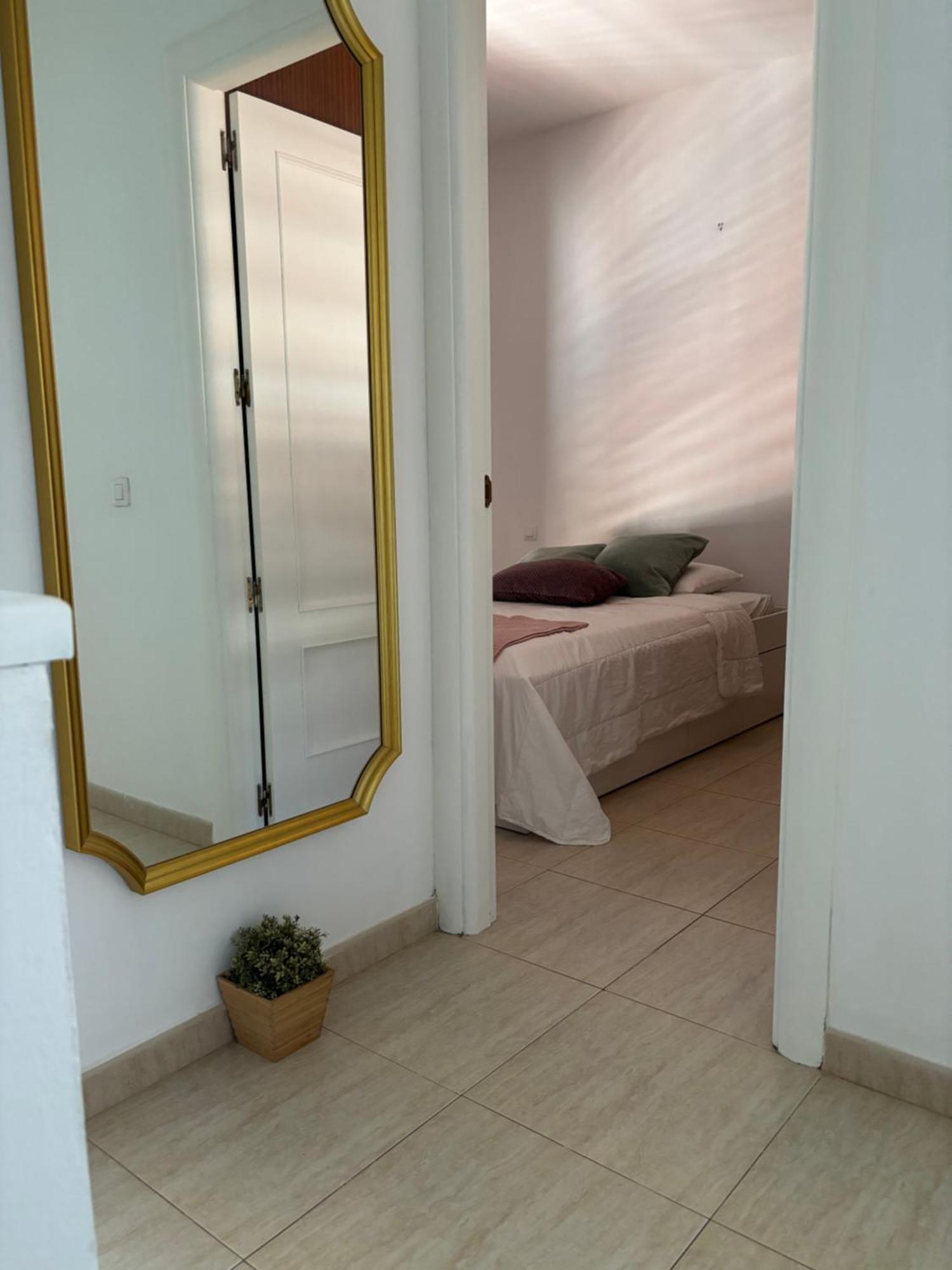 Сasa de vacaciones Casa Amplia Y Moderna De 3 En Complejo Con Piscina Costa Teguise
