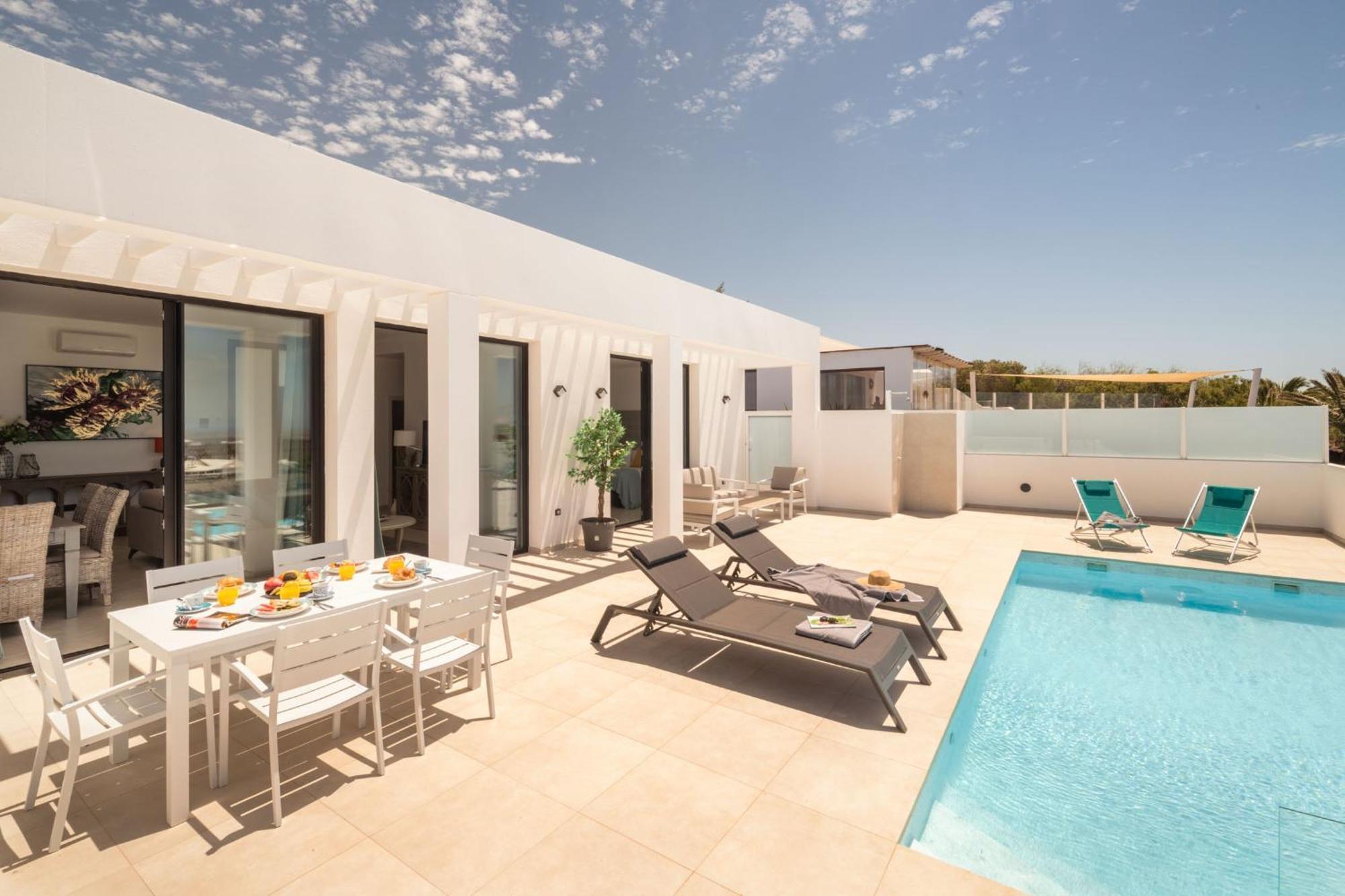Villa Caprica By Buenavilla Las Breñas