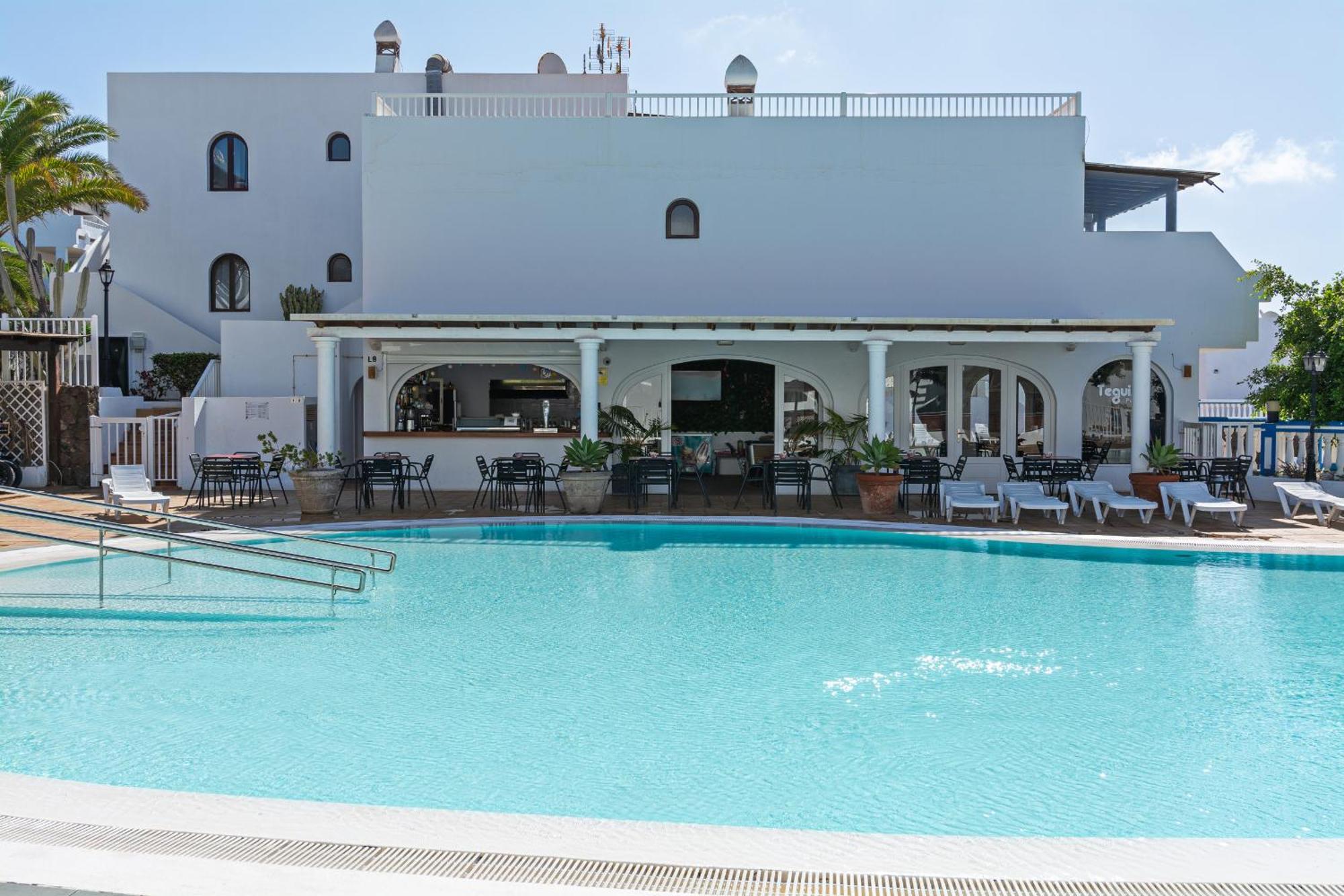 Apartamento Palmeras - Pool & Terrace - Next To Costa Teguise