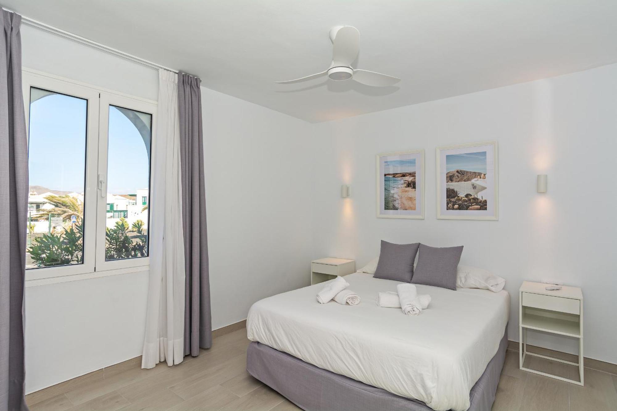 Palmeras - Pool & Terrace - Next To Apartamento Costa Teguise