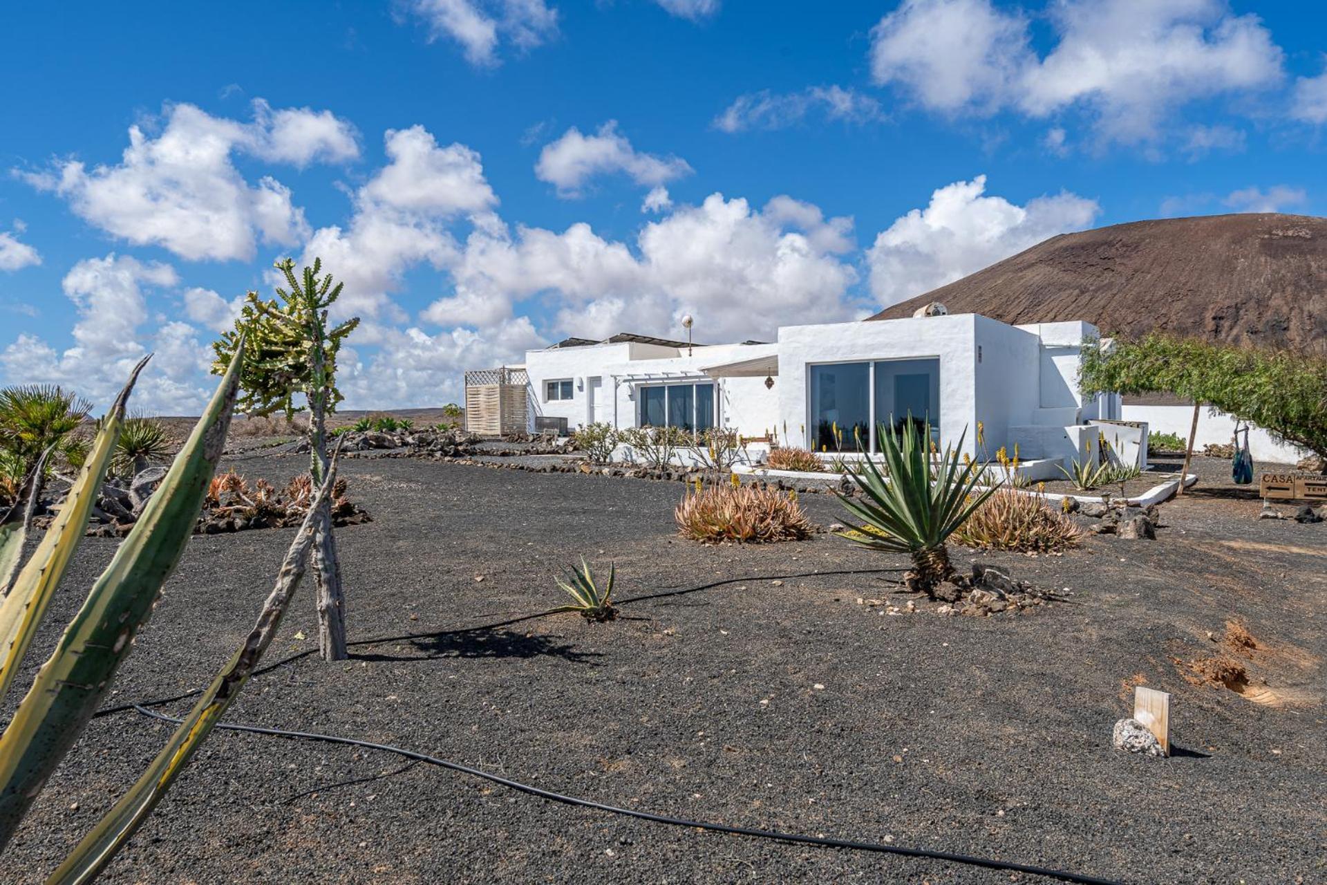 Casa Leonida Ocean Volcano House Holiday home