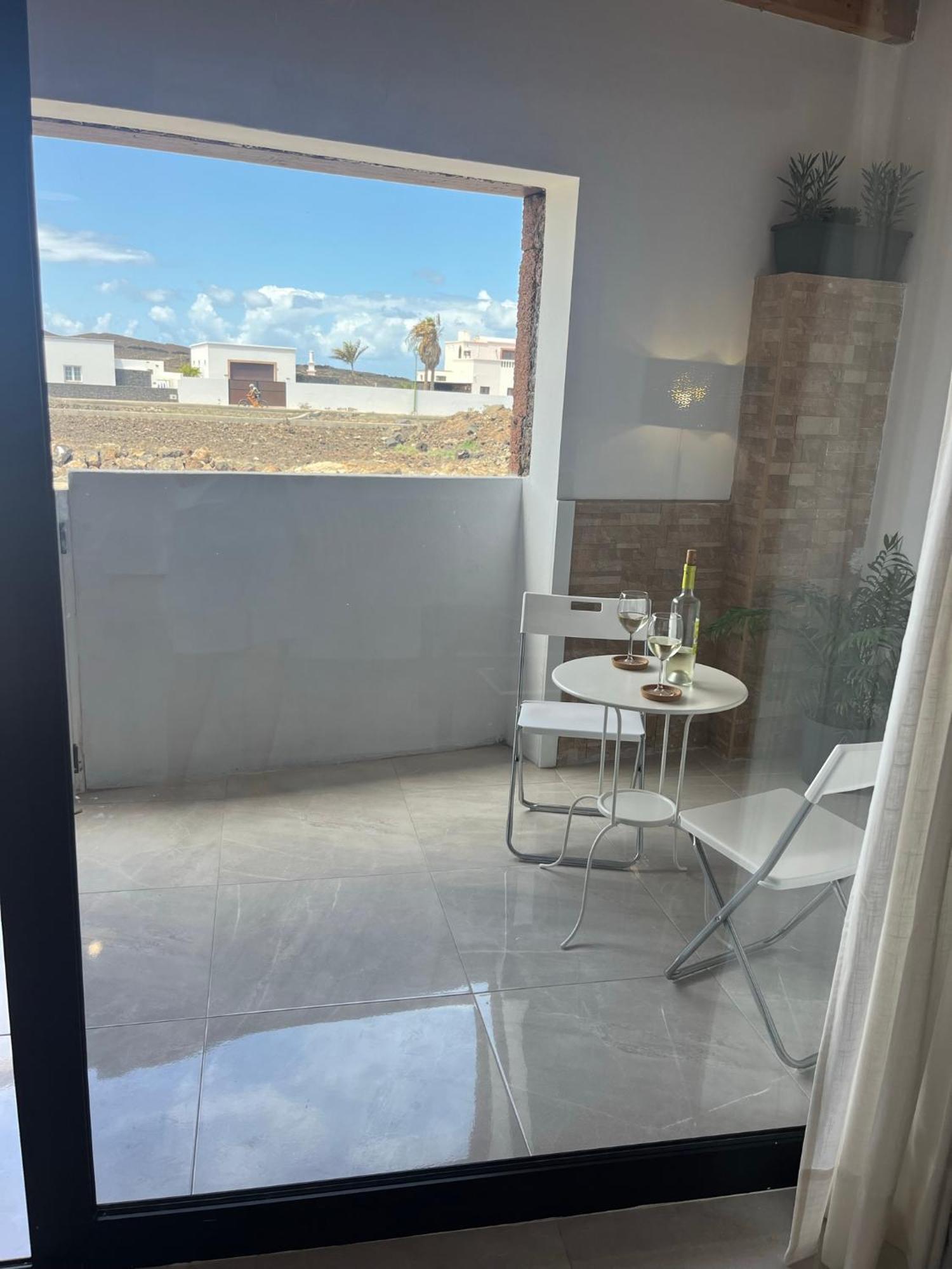 Moderno Frente Al Mar En De Mejores Zonas De En Lanzarote *