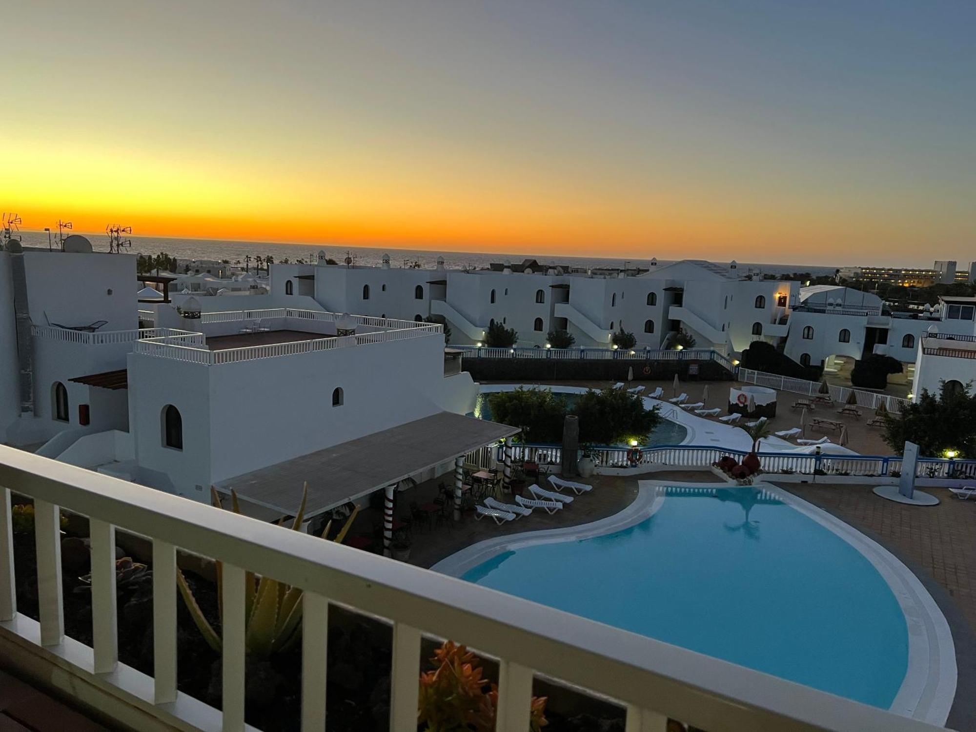New Pools Wonderful Views Ac * Costa Teguise