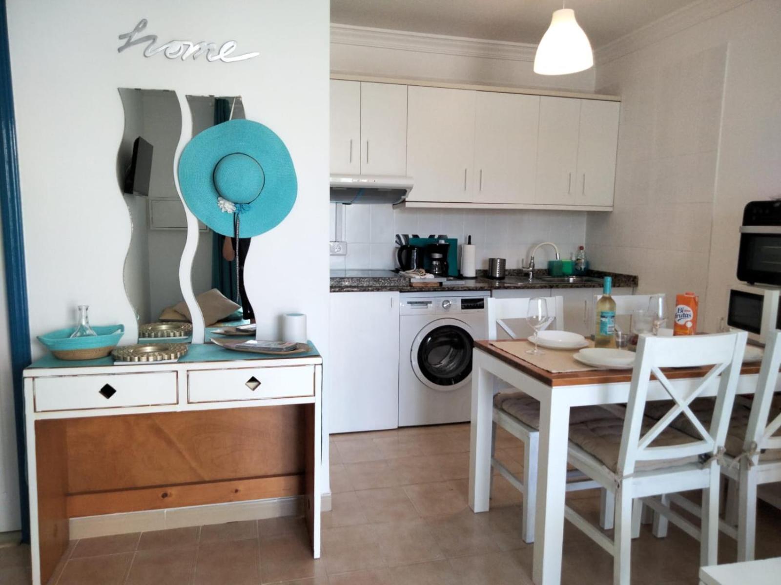 Vista Oceano&piscina, Aircon Y Wifi Rapido Pdc Apartamento Puerto del Carmen (Lanzarote)