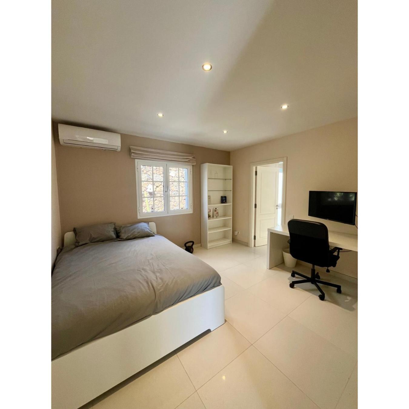Infinity Exclusive Apartment