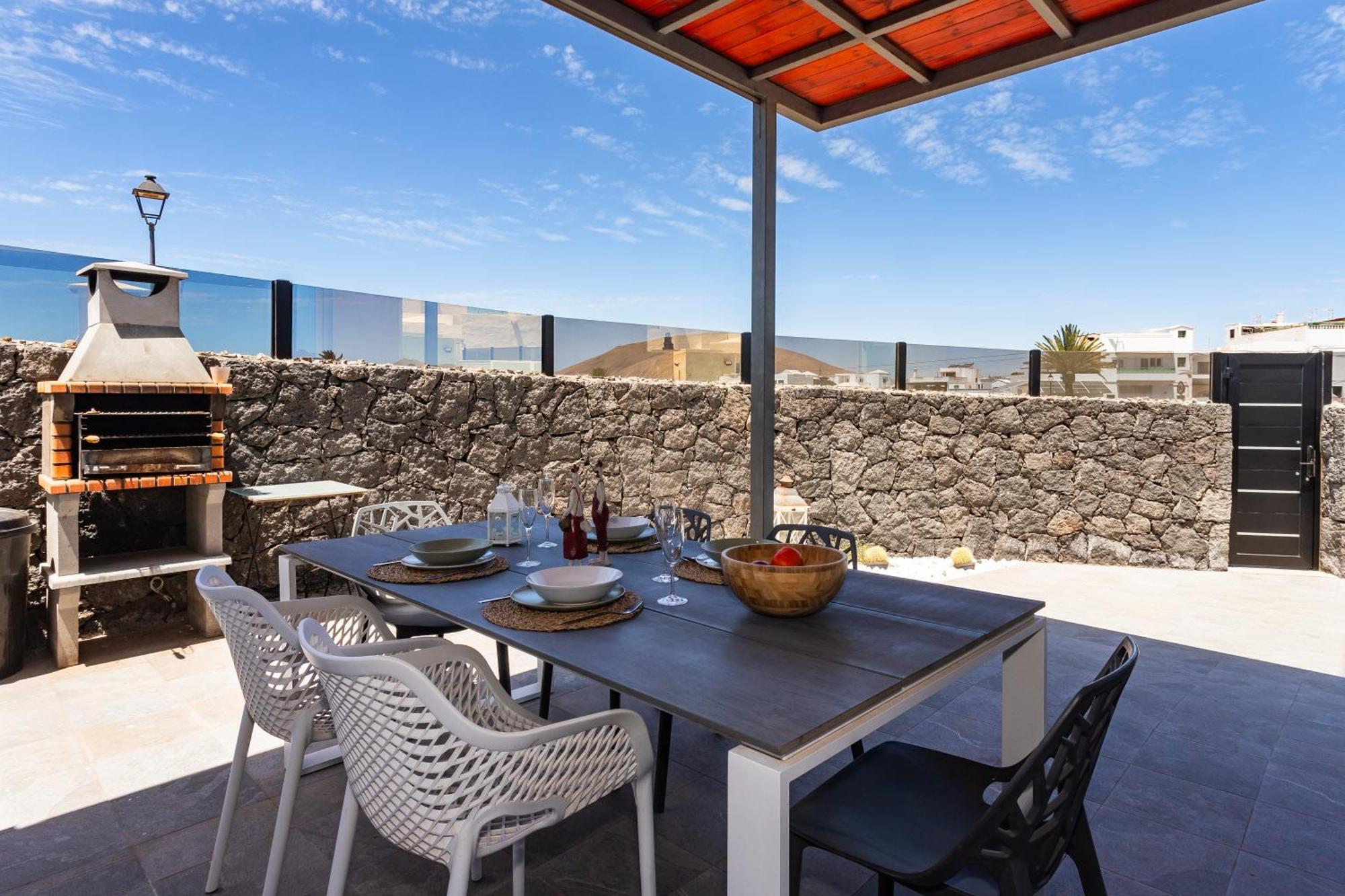 Villa Casa Daniela Lanzarote Piscina Climatizada, Barbacoa Y Wifi Free