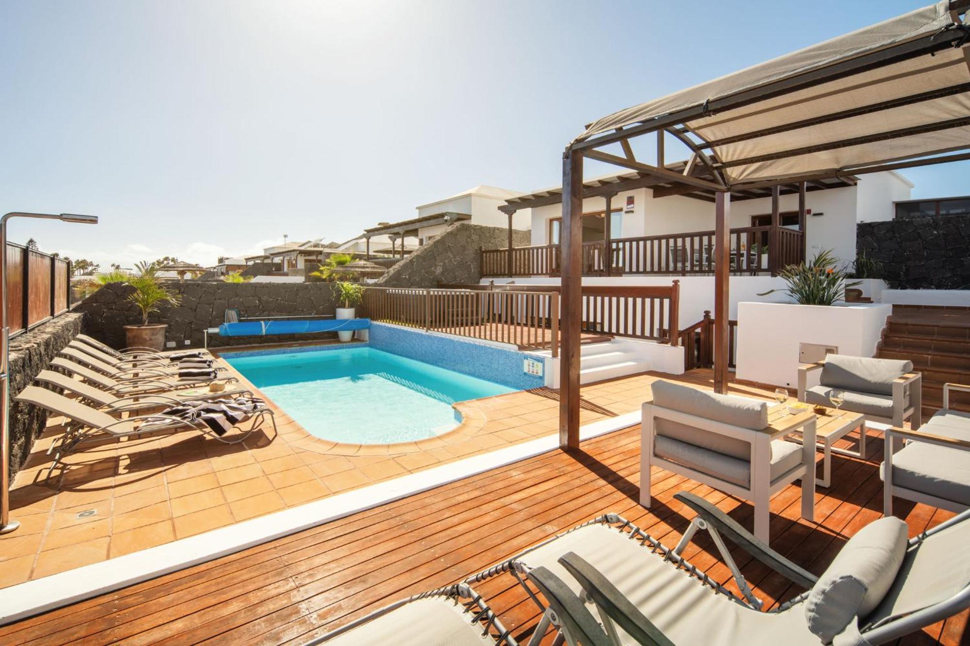 61 Playablanca Lanzarote Pool