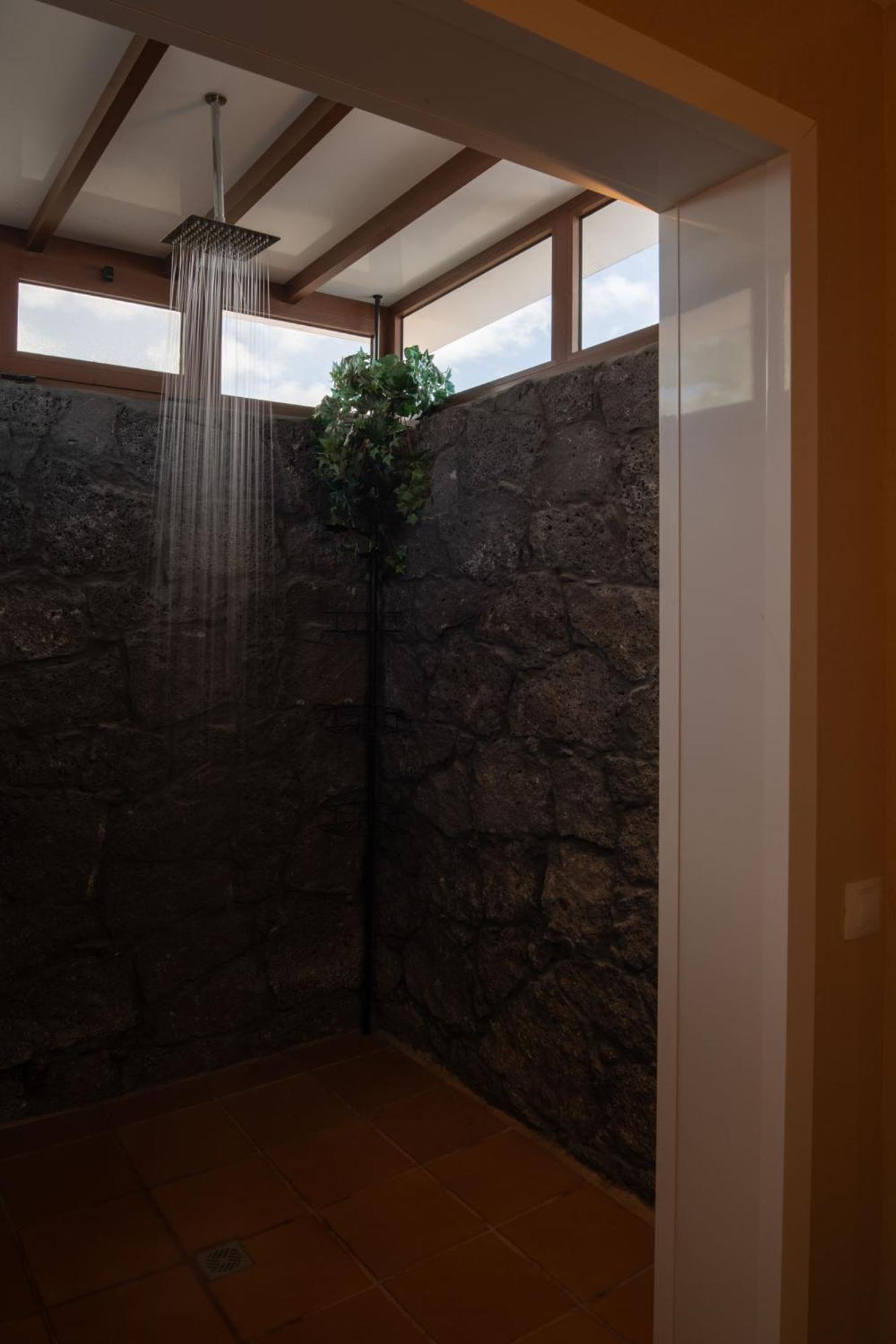 Villa 61 Playablanca Lanzarote Pool
