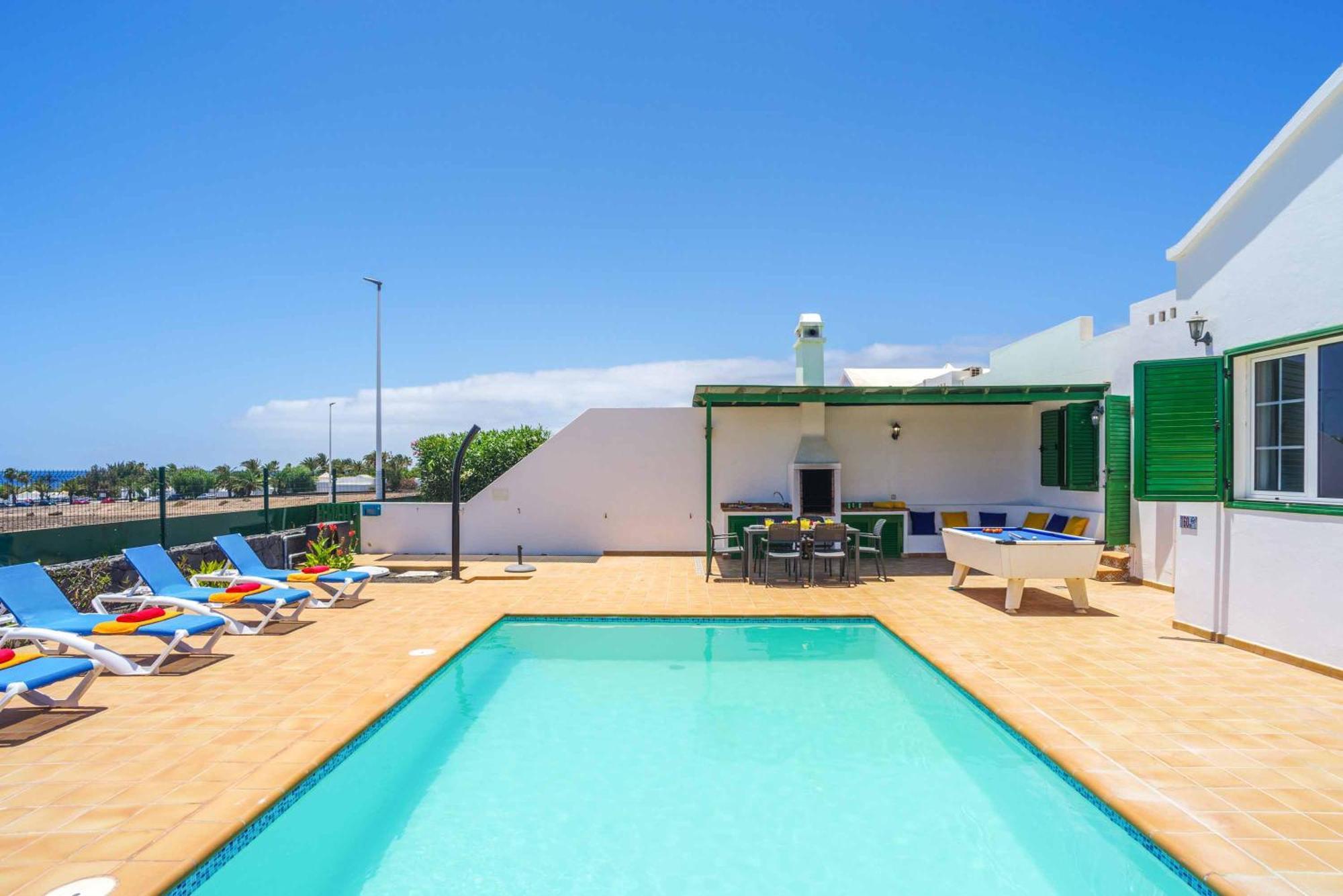 Brenas Villa *