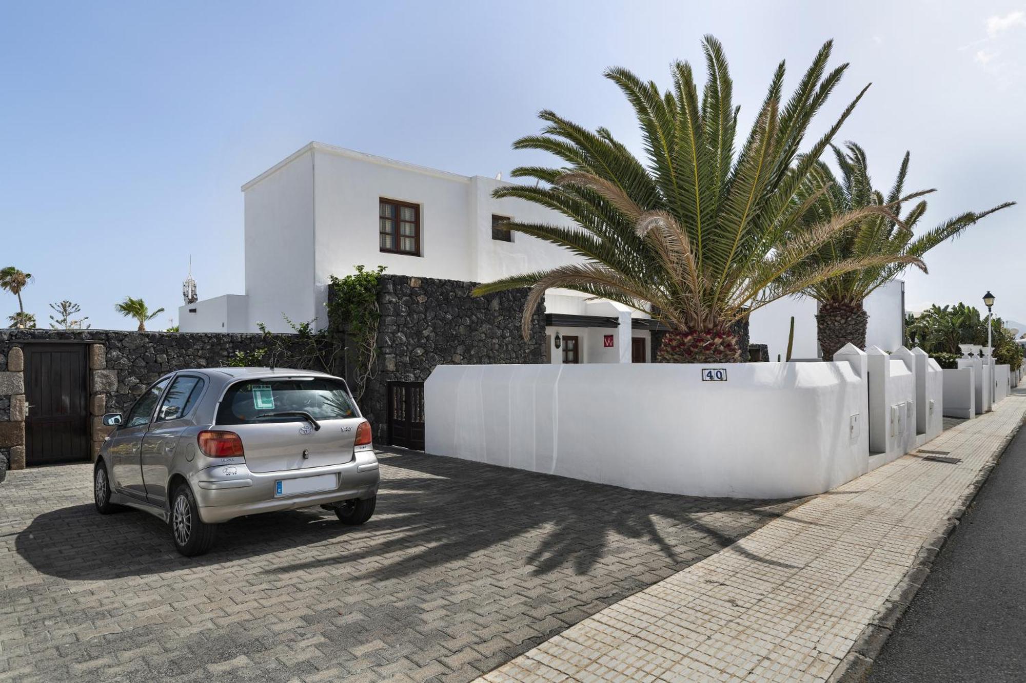 En Puerto Del Carmen, 4
