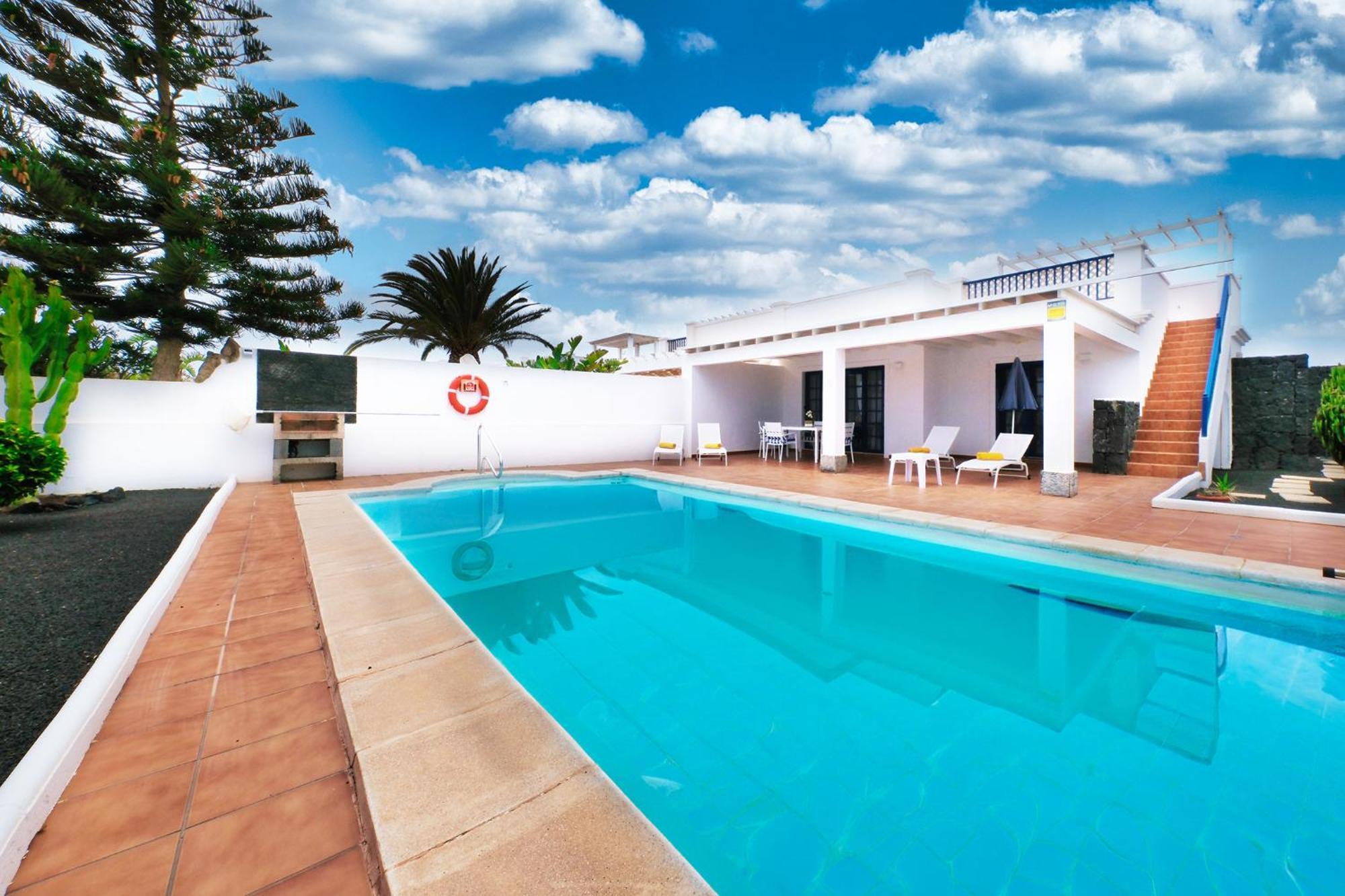 Сasa de vacaciones Casa La Traviata - Private Pool And Bbq By Lanzarote Vacation Homes