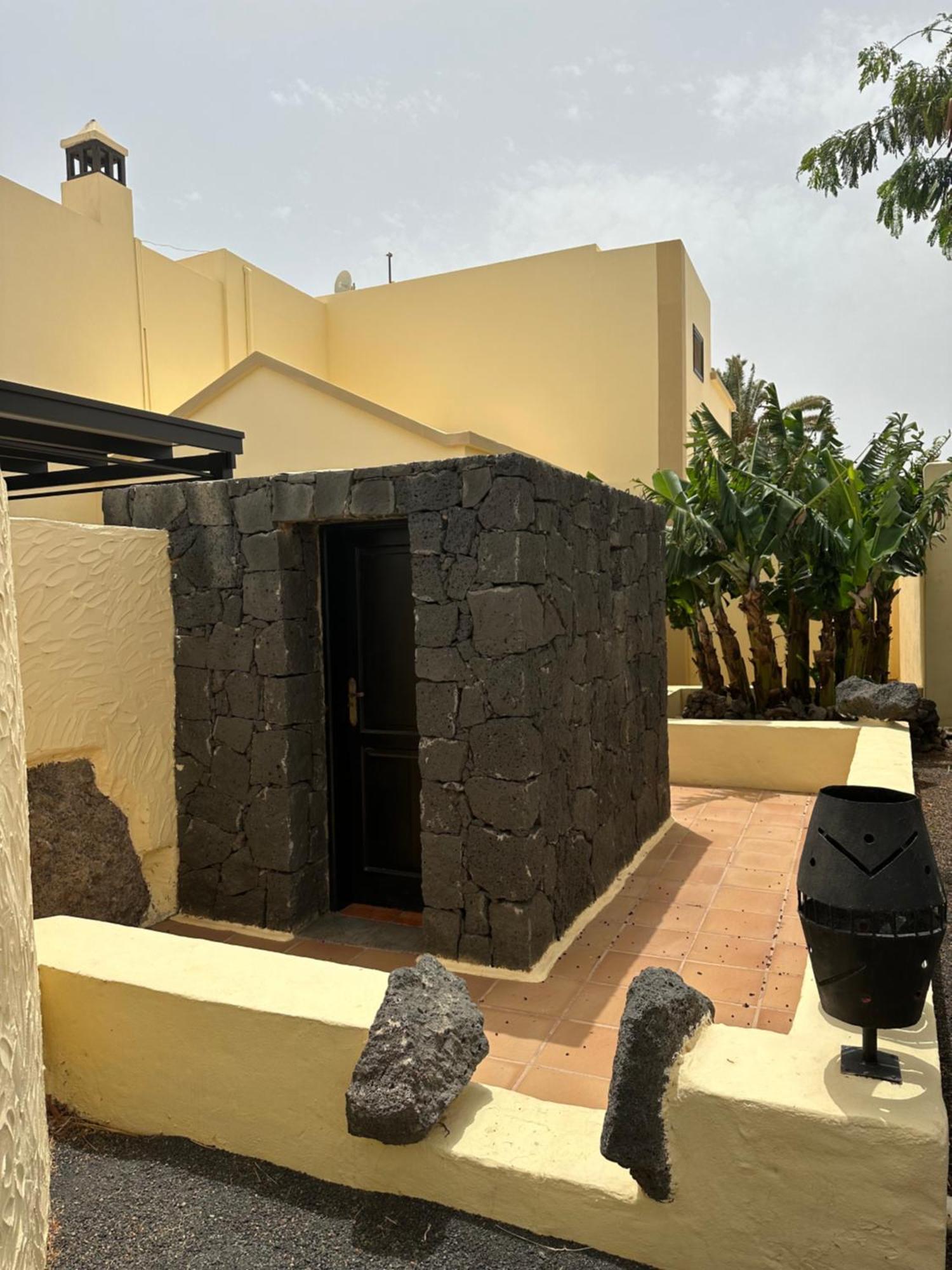 Luxury Canarian With Large Pool In Costa Teguise * Teguise (Lanzarote)