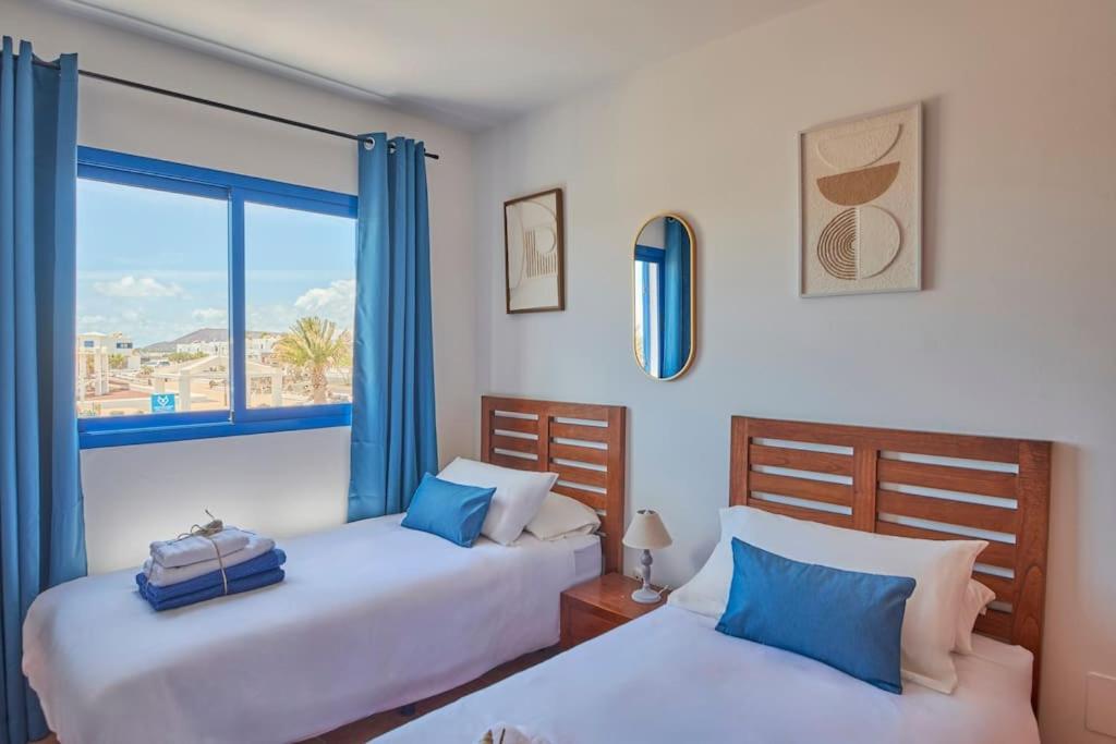 Сasa de vacaciones Maria Del Mar 2 Minutes To Supermarkets, 10 Minutes To Marina Rubicon, Pool, High Speed Wifi *