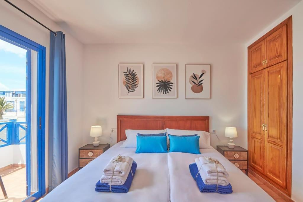 Сasa de vacaciones Maria Del Mar 2 Minutes To Supermarkets, 10 Minutes To Marina Rubicon, Pool, High Speed Wifi