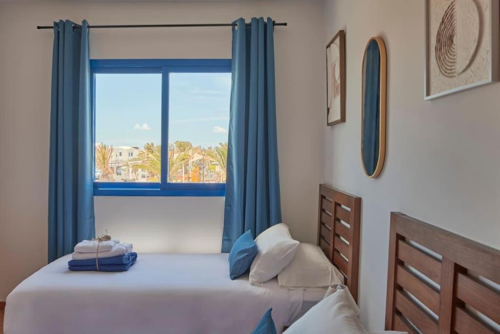 Maria Del Mar 2 Minutes To Supermarkets, 10 Minutes To Marina Rubicon, Pool, High Speed Wifi Сasa de vacaciones *
