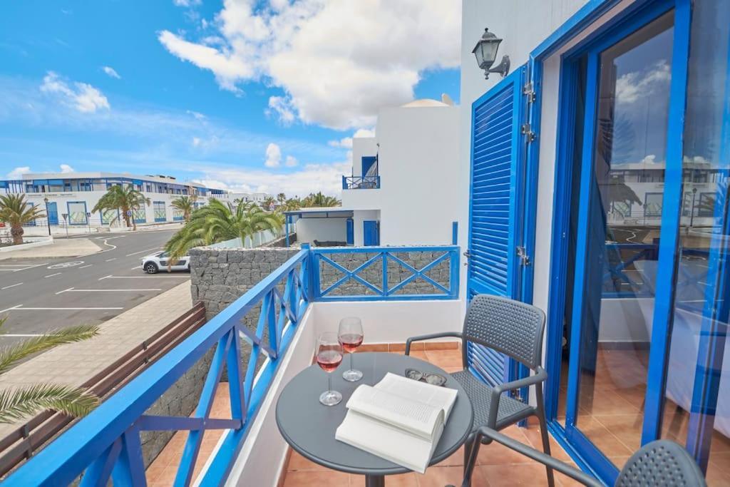 Сasa de vacaciones Maria Del Mar 2 Minutes To Supermarkets, 10 Minutes To Marina Rubicon, Pool, High Speed Wifi *