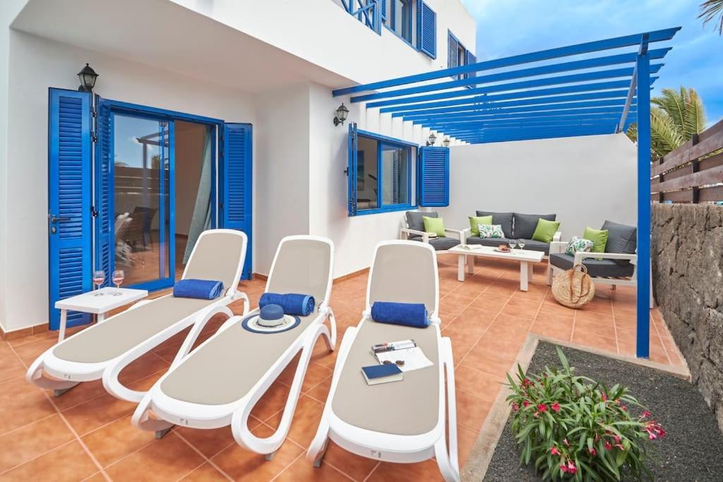 Сasa de vacaciones Maria Del Mar 2 Minutes To Supermarkets, 10 Minutes To Marina Rubicon, Pool, High Speed Wifi