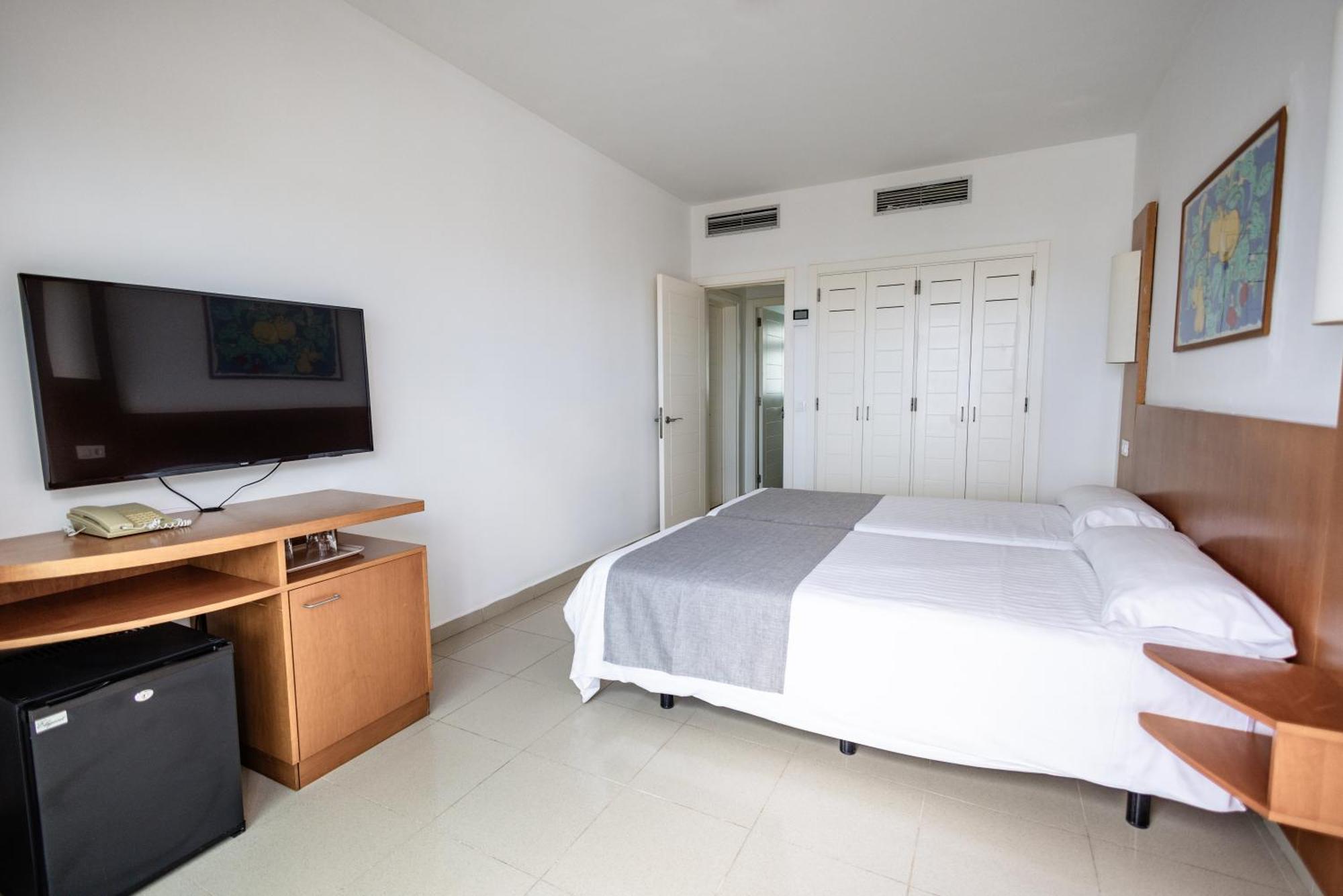Caybeach Papagayos Hotel