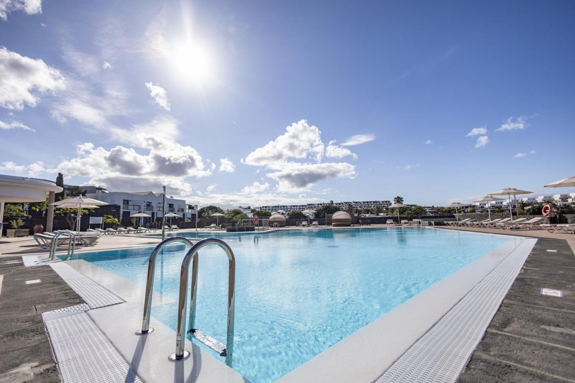 Hotel Caybeach Papagayos Playa Blanca (Lanzarote)