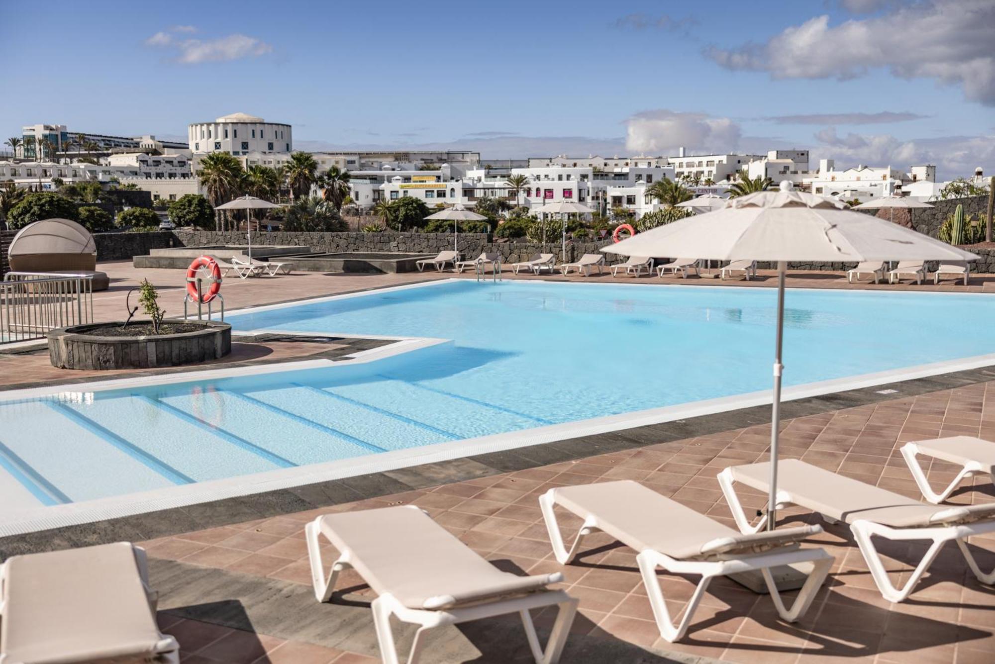 Caybeach Papagayos 3* Playa Blanca (Lanzarote)