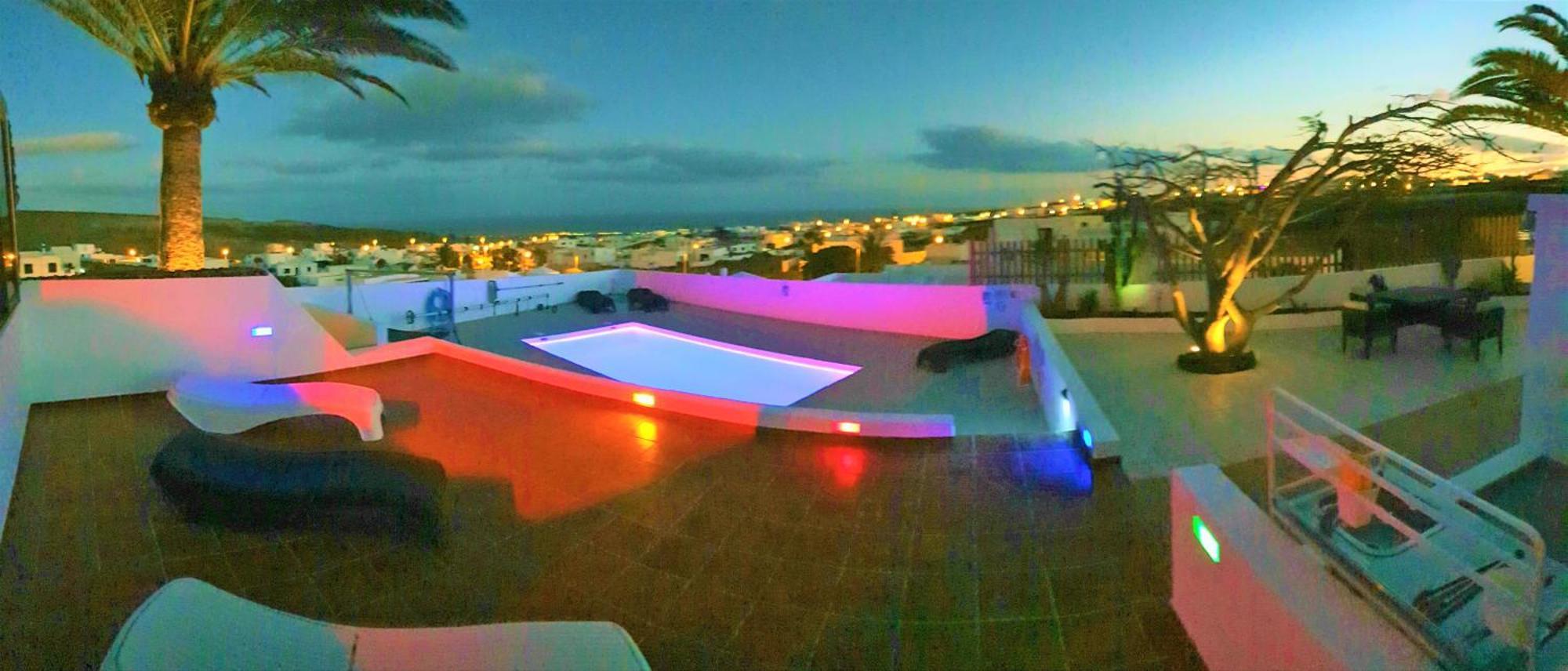 Vista Mar I, Meerblick, 360 Qm, Heated Pool, Hot Tube, Roof Terrace, Gaming Room, Wifi *