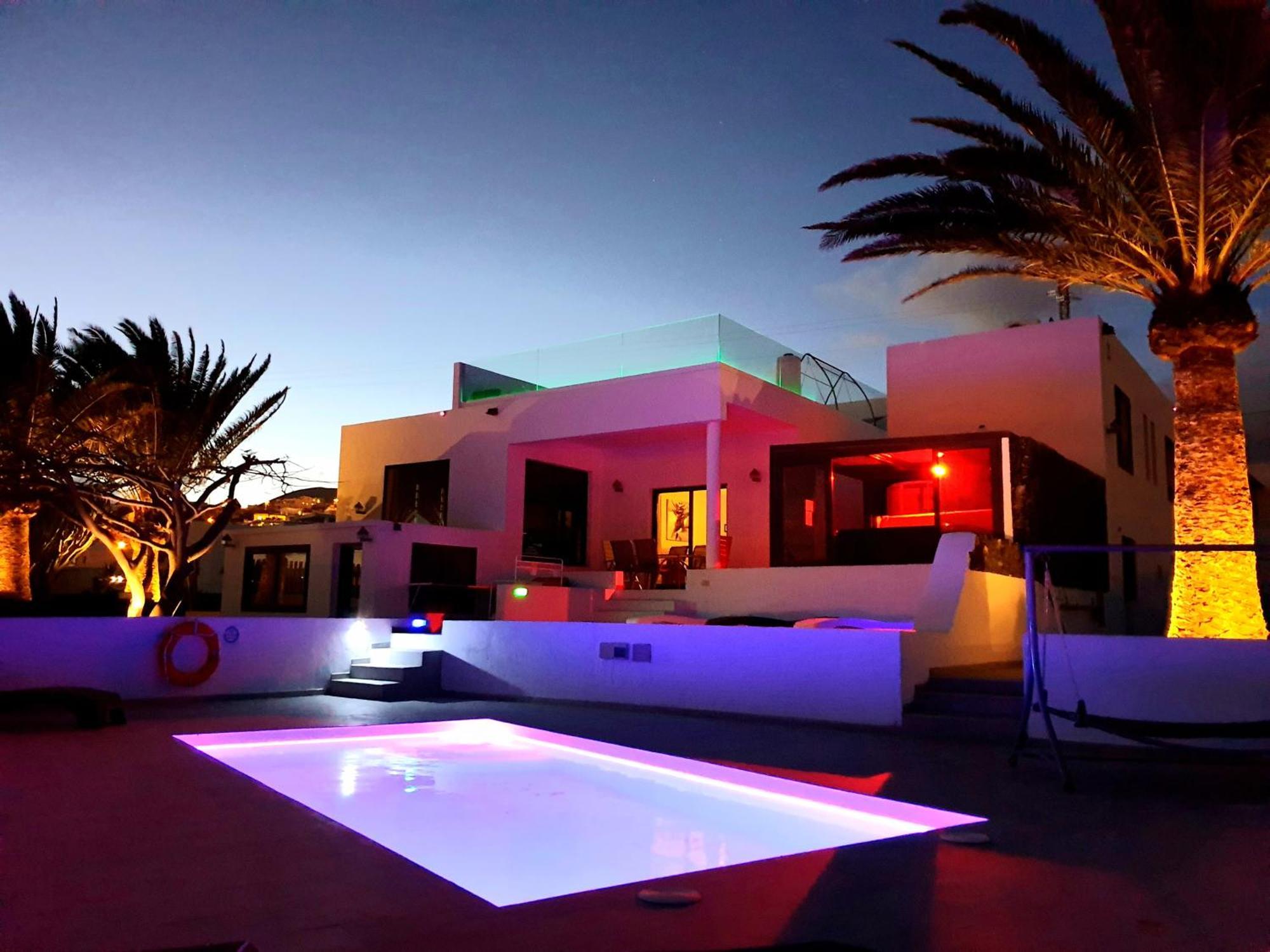 Vista Mar I, Meerblick, 360 Qm, Heated Pool, Hot Tube, Roof Terrace, Gaming Room, Wifi * Tías