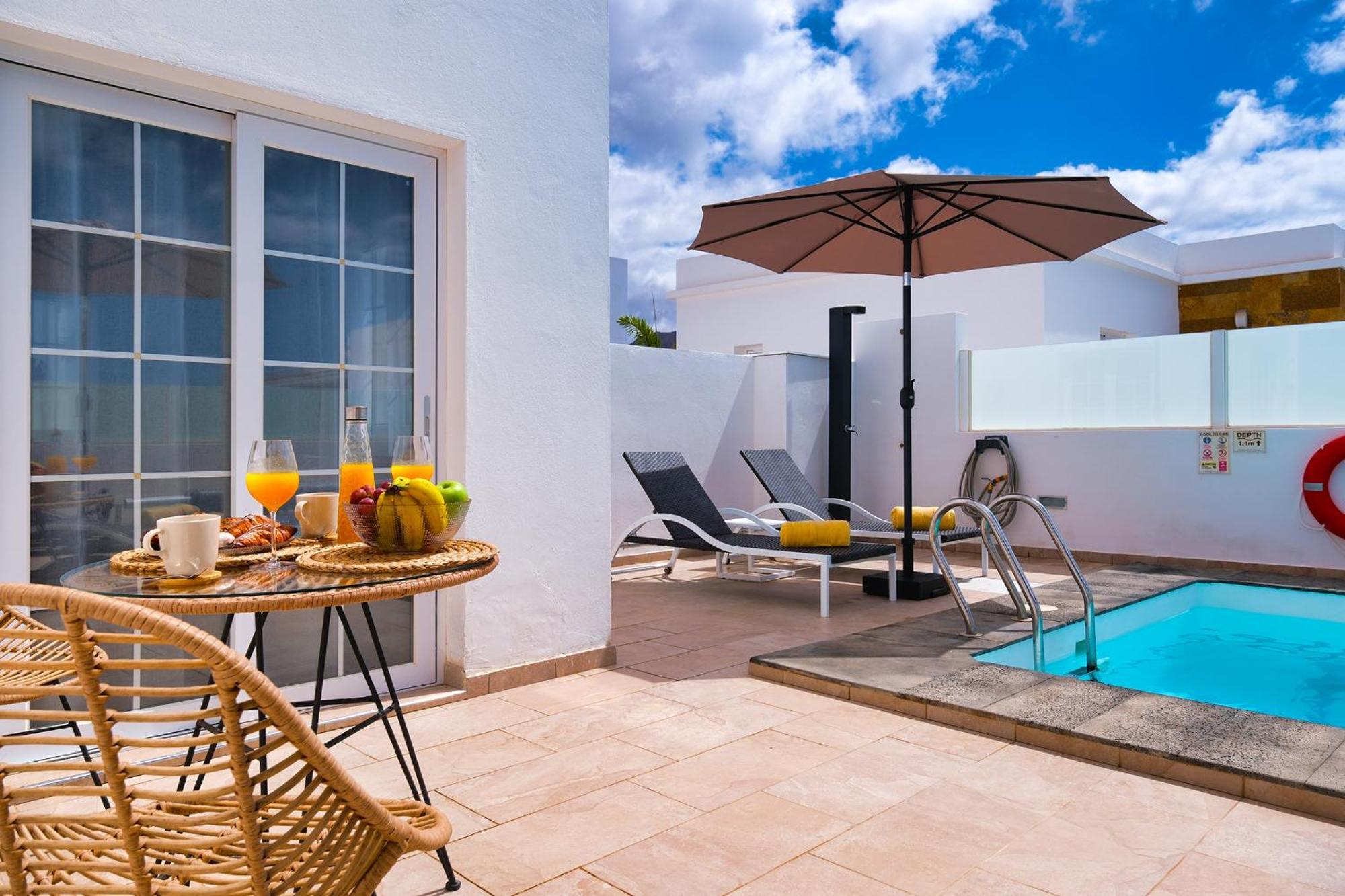 Сasa de vacaciones Marina Oasis-private Pool, Air-con, Sat Tv