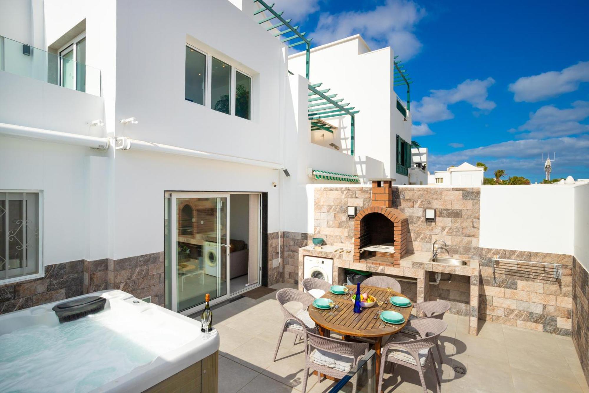 Villa Deseo Puerto del Carmen (Lanzarote)
