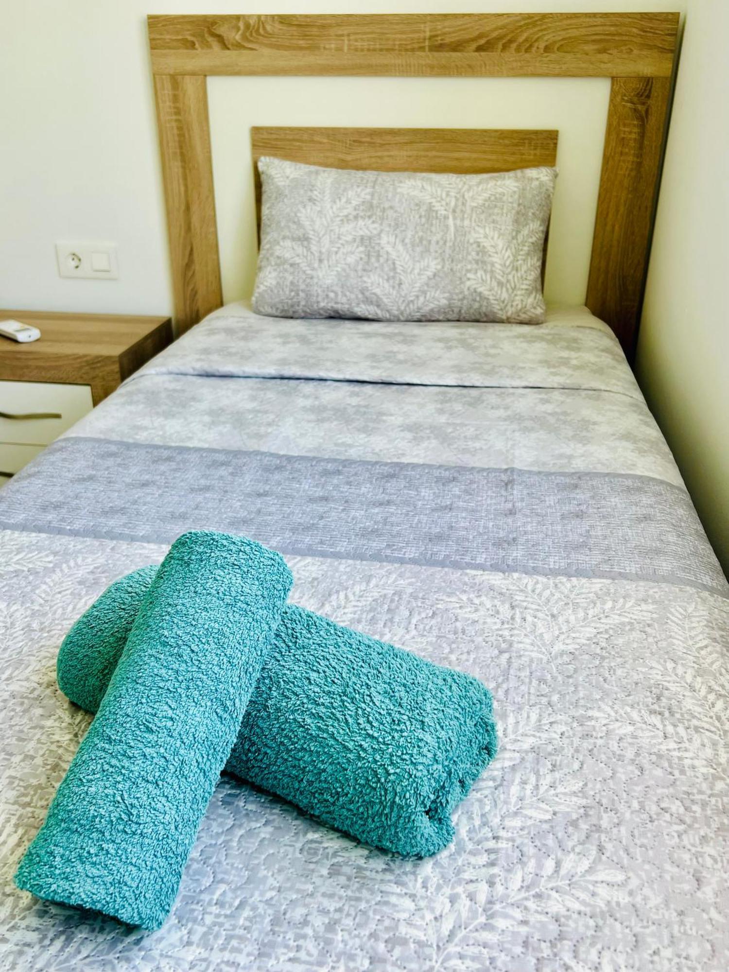 Cosy Manal With Heated Pool X Airco Villa *