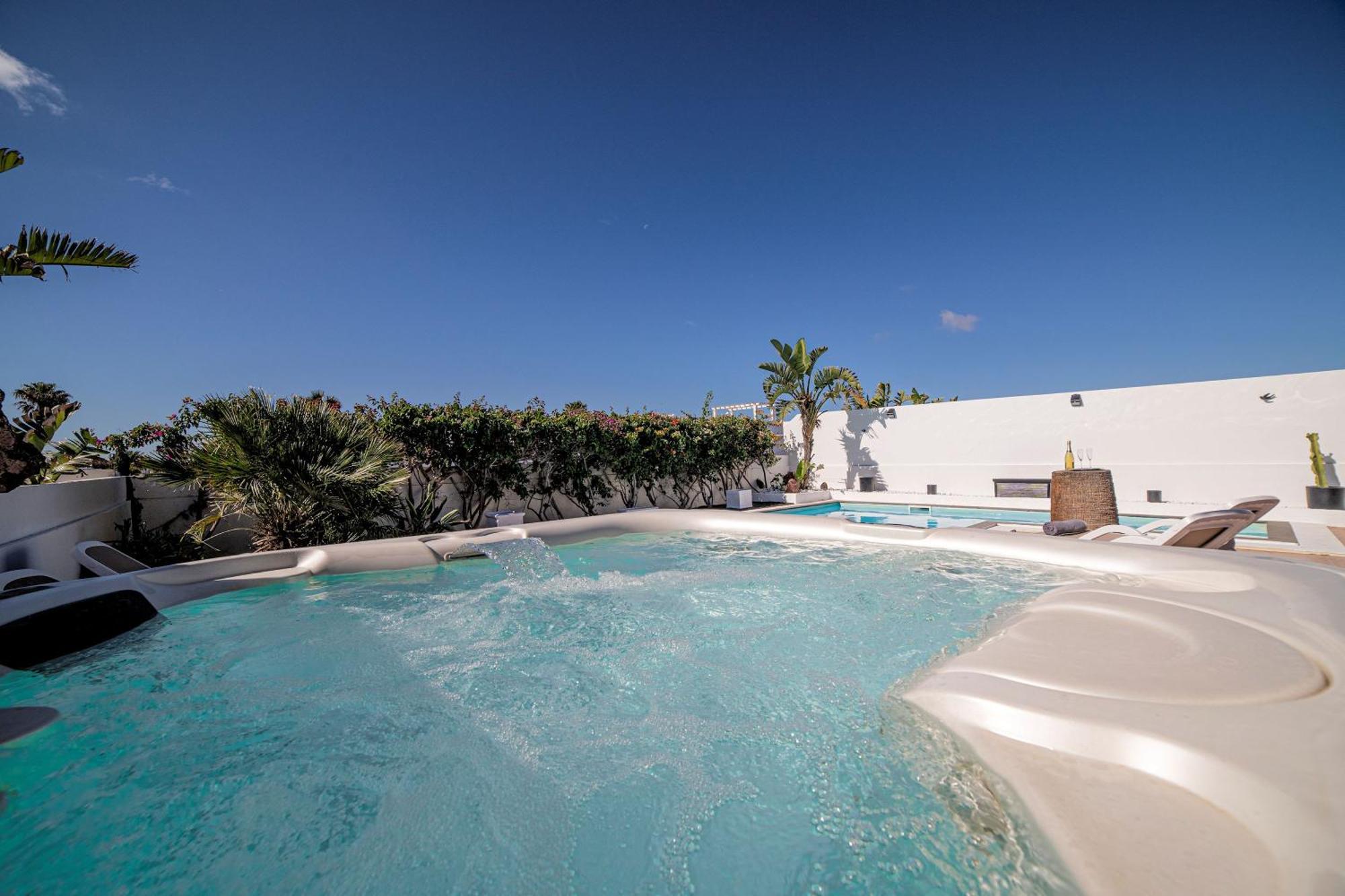 Villa Beautiful 2 Bedrooms Heavenly Lotus Private Pool Close To Amenities Lanzarote *