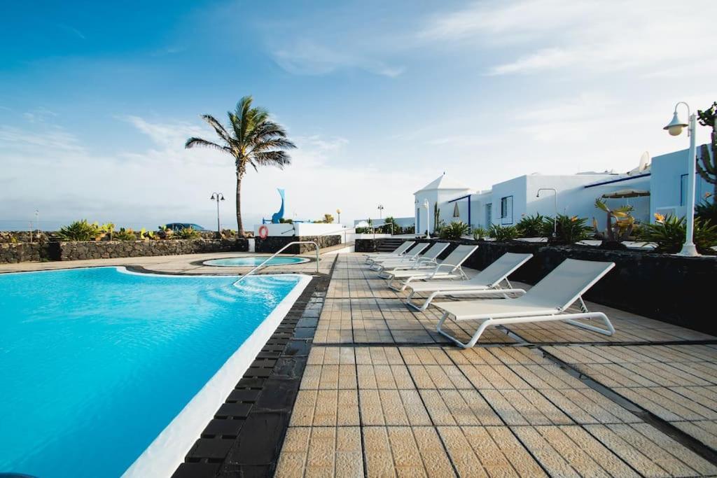 Apartment Bonito Con Wifi Frente Al Mar En *