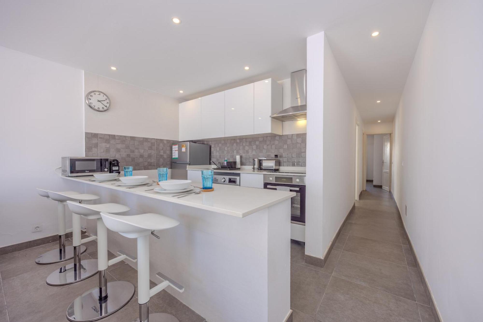 Apartment Sea Breeze Two Bedroom *