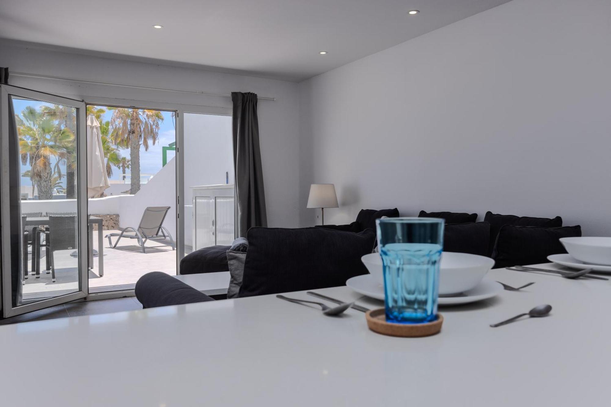 Sea Breeze Two Bedroom Apartment Costa Teguise