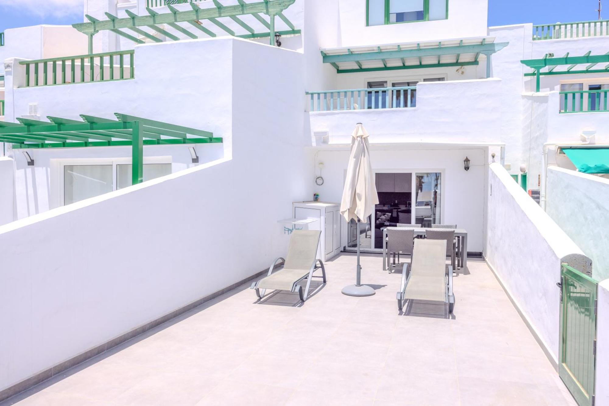 Sea Breeze Two Bedroom * Costa Teguise